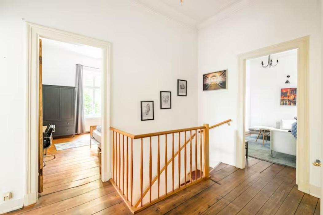 Apartment Großzügige Altbauwohnung In Bestlage Hamburg