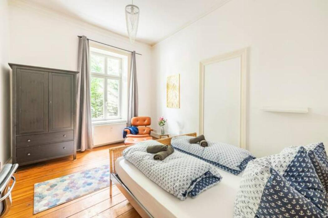 Apartment Großzügige Altbauwohnung In Bestlage