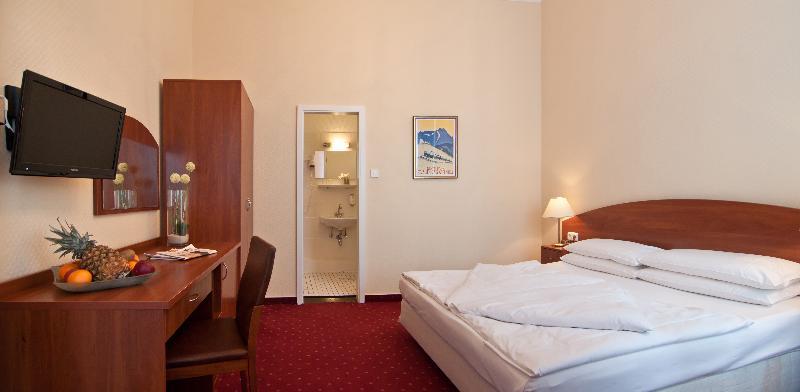 Novum Kronprinz Hauptbahnhof Hotel