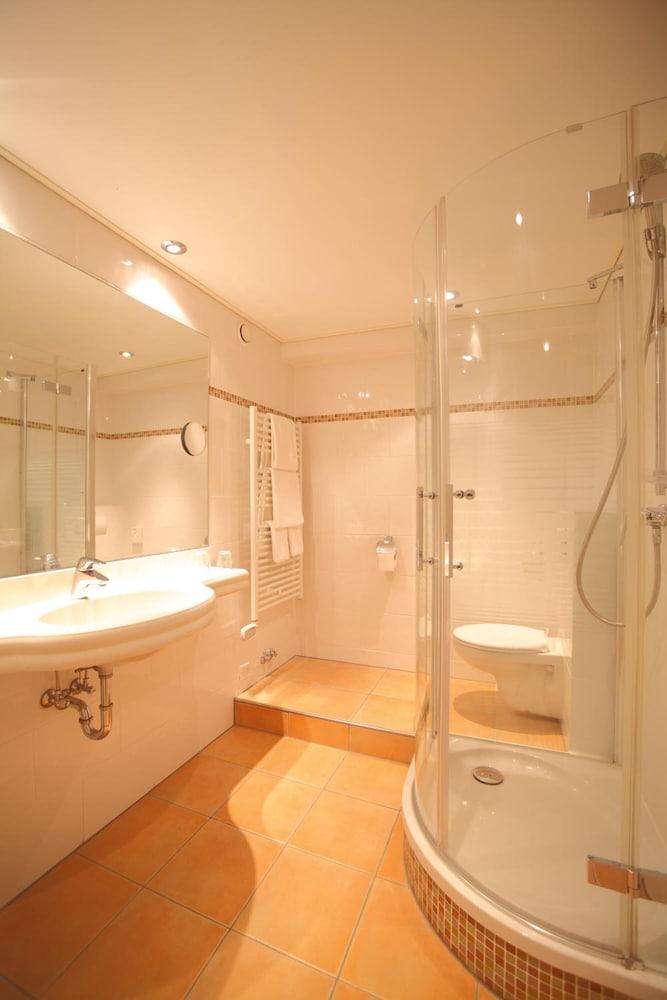 Alster-hof Hotel Hamburgo