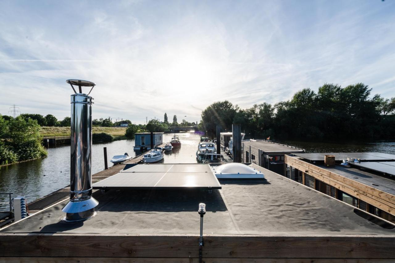 Tolles Tiny-hausboot Marianne Mit Dachterrasse Botel *