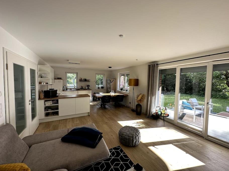Apartment Alstertraum Mit Garten Und Priv. Wasserzugang *