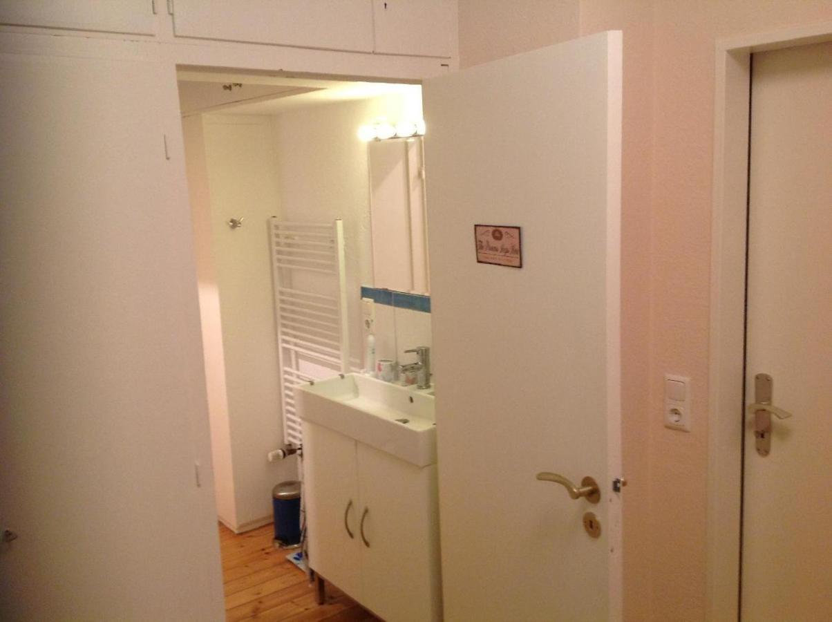 Apartment-am-airport