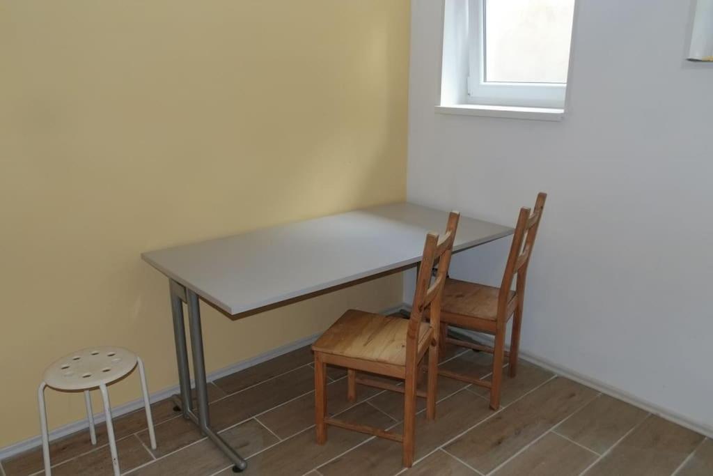 Volksdorf 2 Zimmer, 3 Betten, Souterrain Hamburg