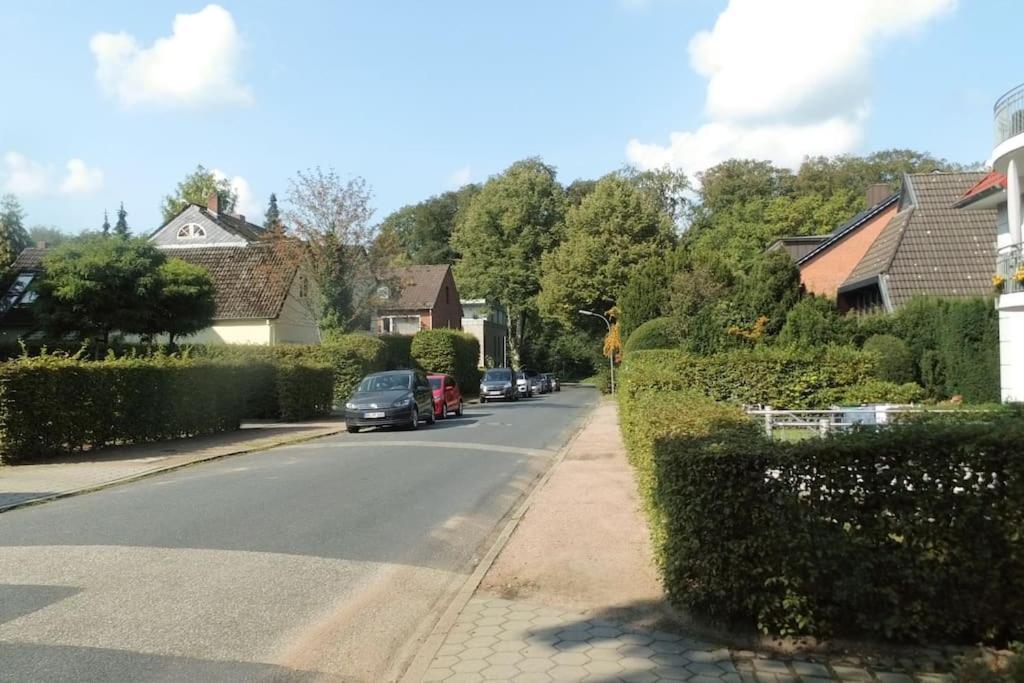 Volksdorf 2 Zimmer, 3 Betten, Souterrain Apartment *