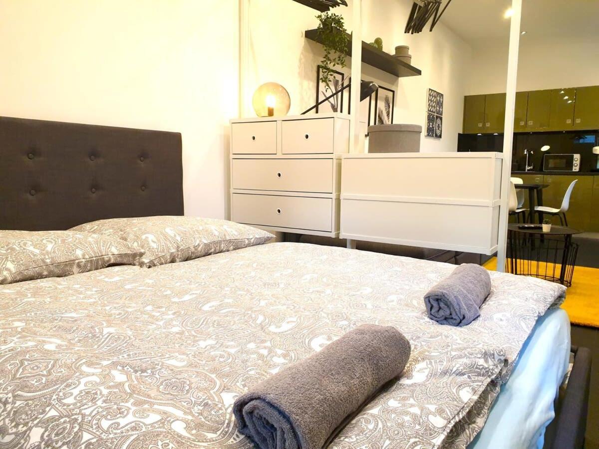 Cosy With Private Parking Hamburg