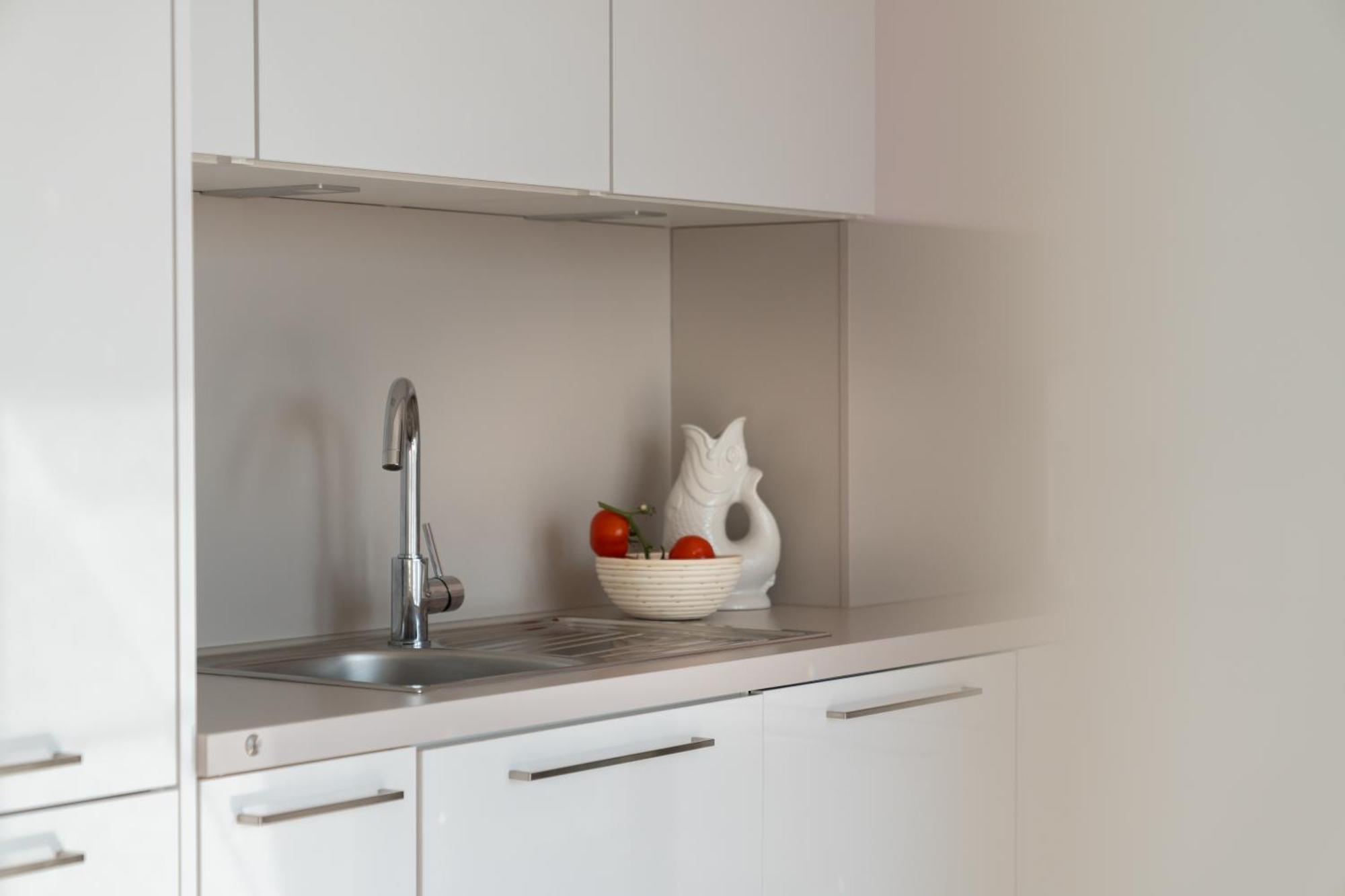 Appartement Cls Moderne City-wohnung Tiefgarage, E-laden, Balkon, Parken, Blick Ueber Hamburg, Cafe Im Haus, Bus Gegenueber, Flex Check In *