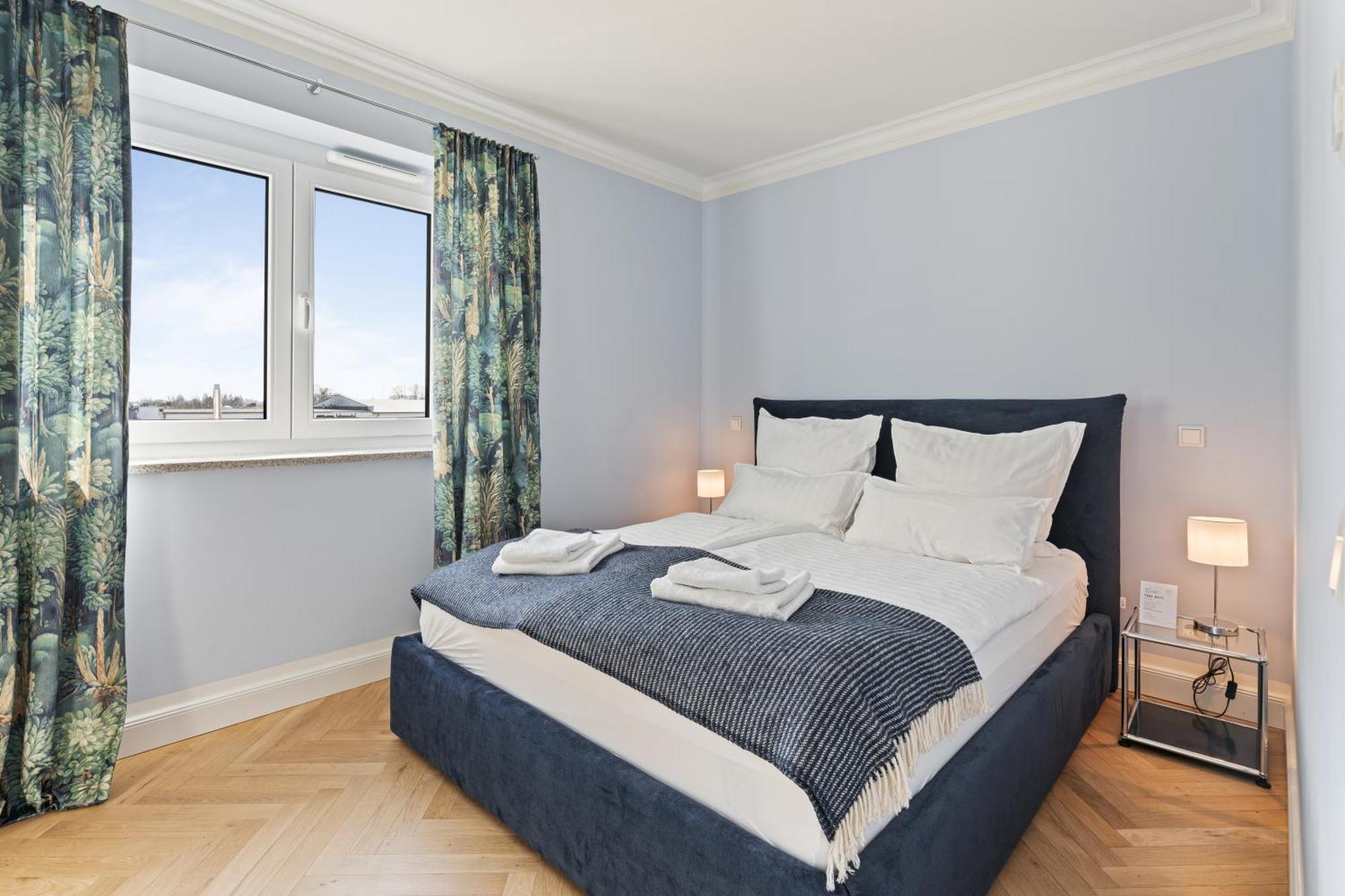 Cls Moderne City-wohnung Tiefgarage, E-laden, Balkon, Parken, Blick Ueber Hamburg, Cafe Im Haus, Bus Gegenueber, Flex Check In Appartement Hamburg-Harburg