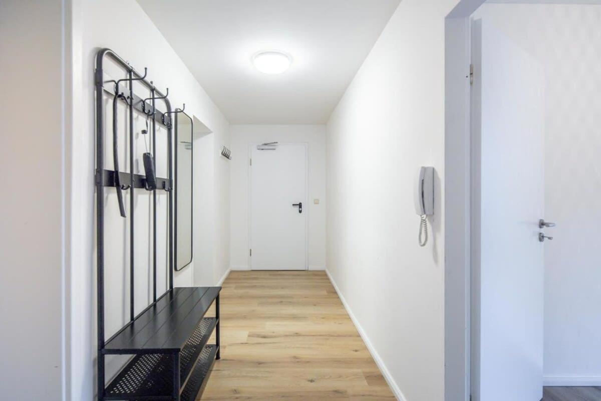 3 Bedroom In Great Location * Hamburg
