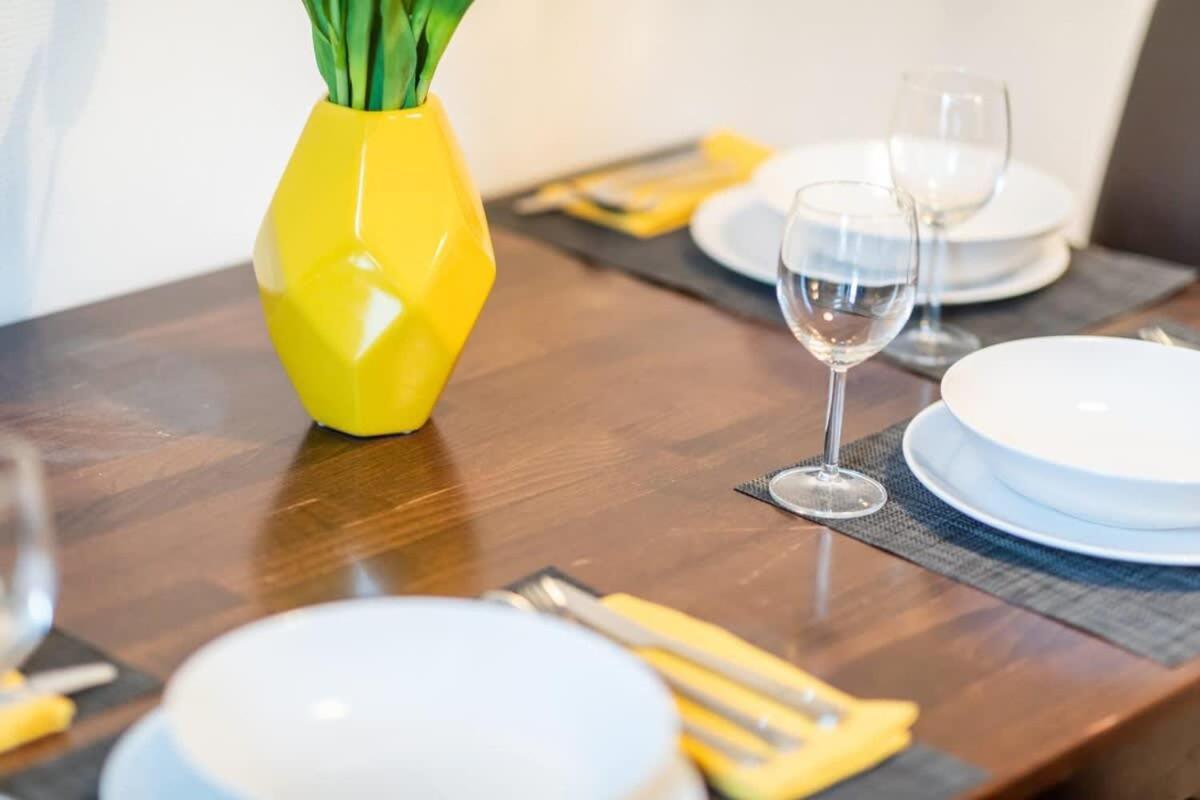 Apartment Beautiful 2 Bedroom Incl Parking Hamburg