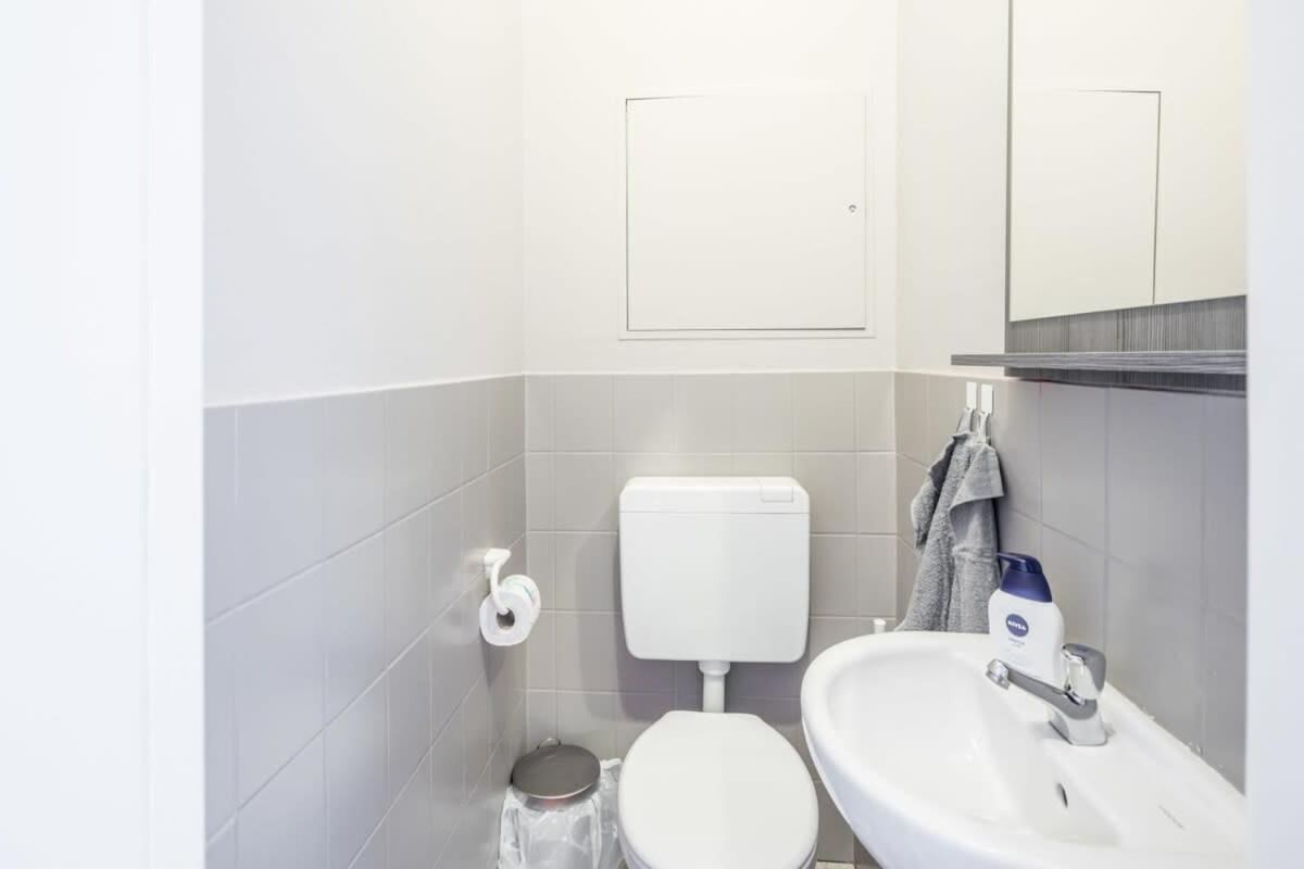 Two Bedroom And Bathrooms Apartamento