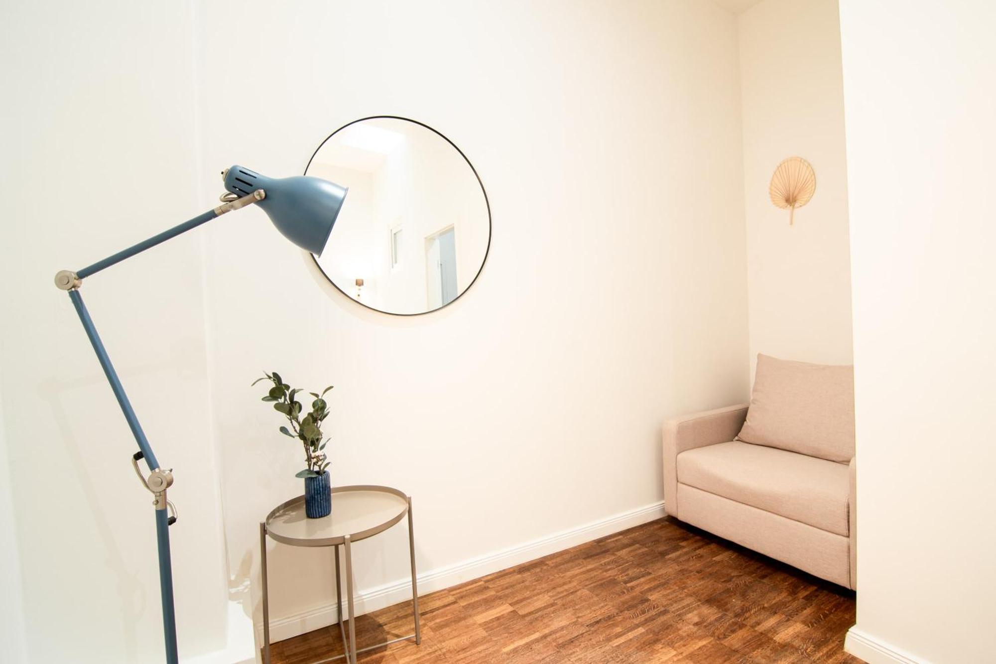 Apartment - 2 Bedrooms For Up To 11 Guests