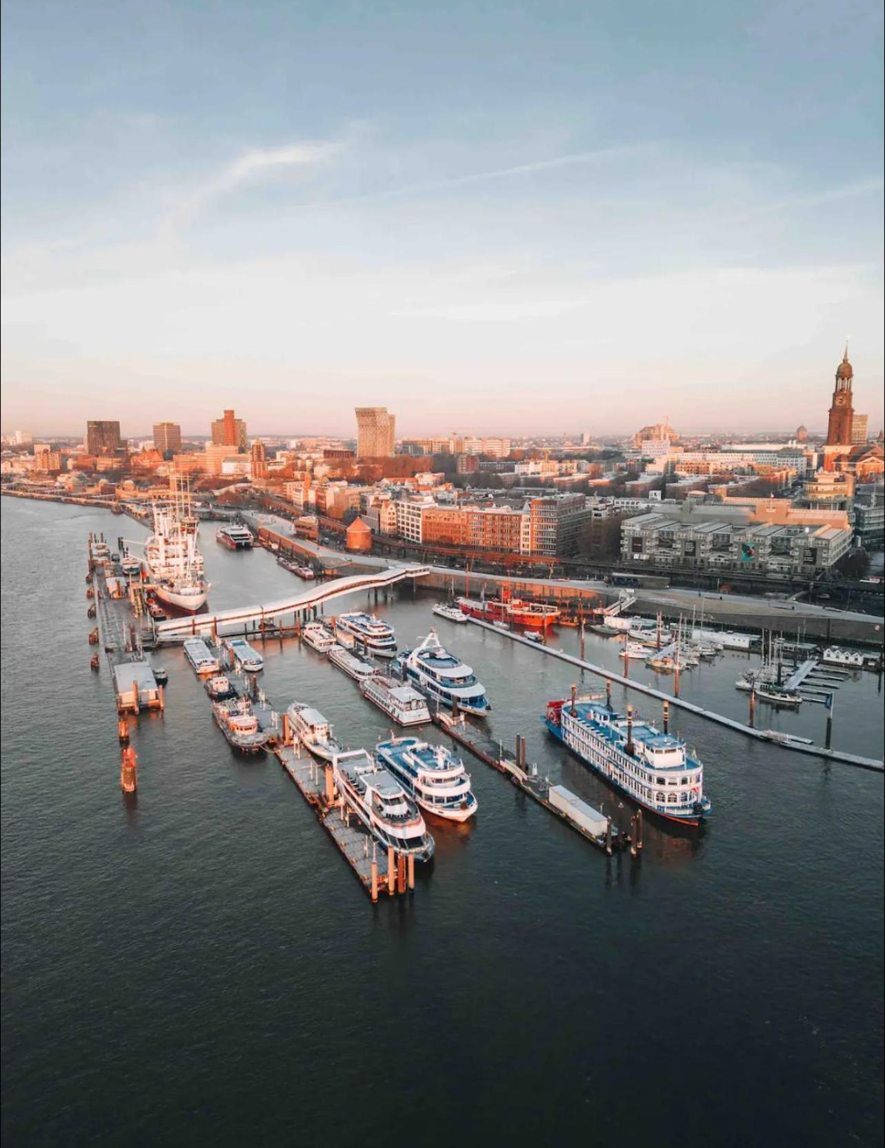 Modern, Ruhig, Gemuetlich: 2 In Bester Lage Nahe Alster + Stadtpark