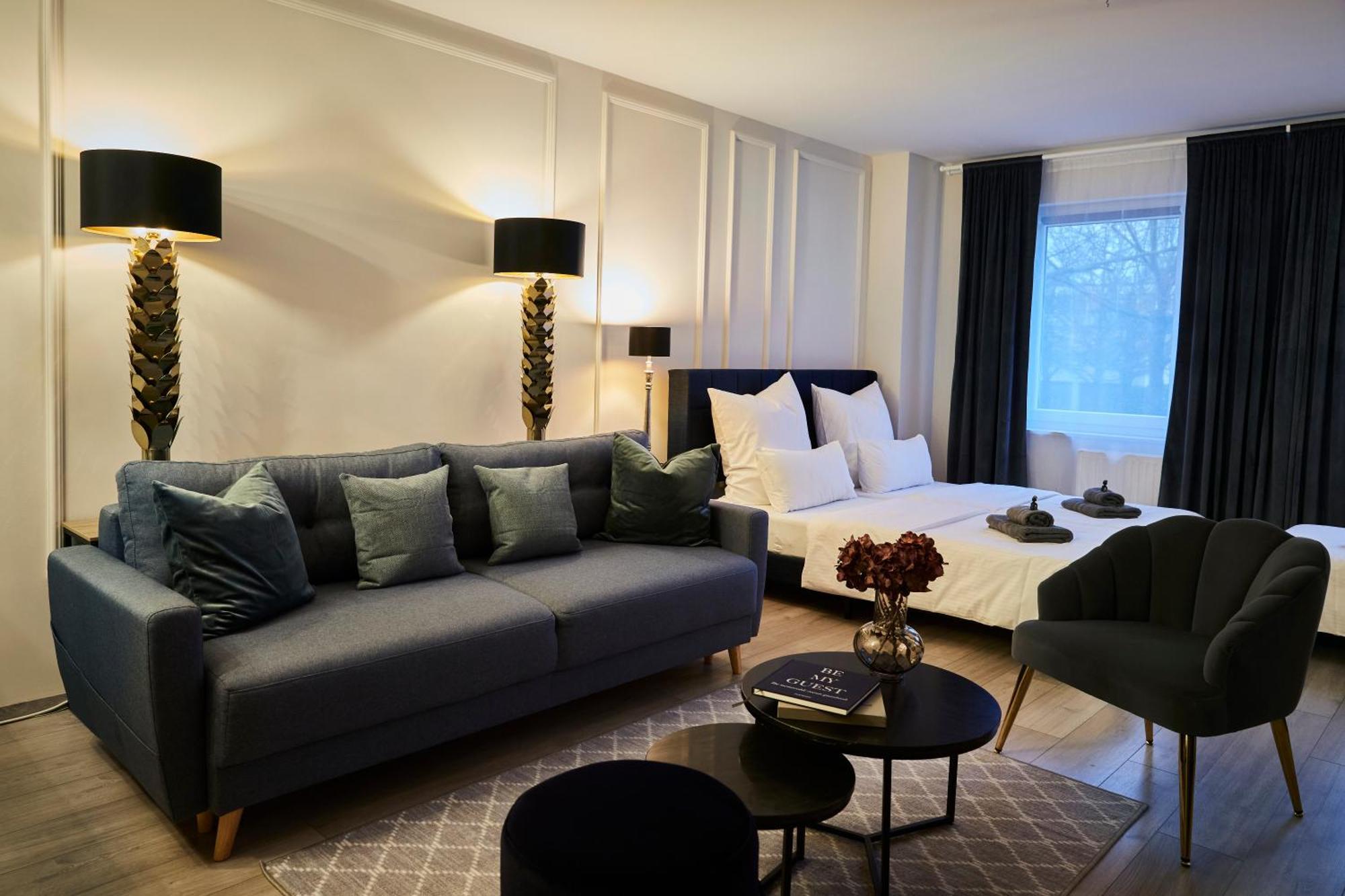Appartement R B Business Am Flughafen Fuer 1-5 Personen - Ideal Fuer Geschaeftsreisende Und Familien - Kueche - Waschtrockner - Smart Tv *
