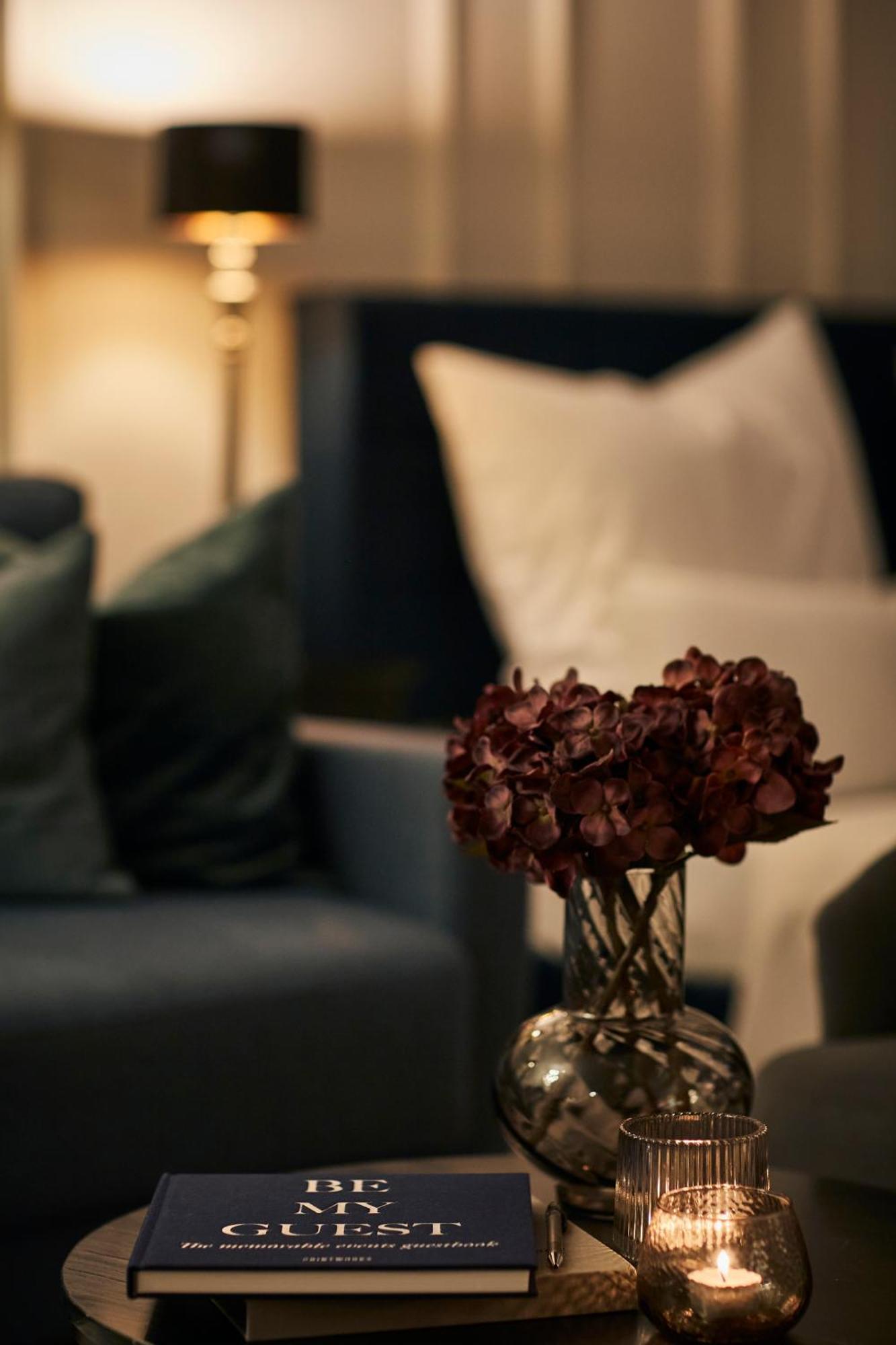 Appartement R B Business Am Flughafen Fuer 1-5 Personen - Ideal Fuer Geschaeftsreisende Und Familien - Kueche - Waschtrockner - Smart Tv
