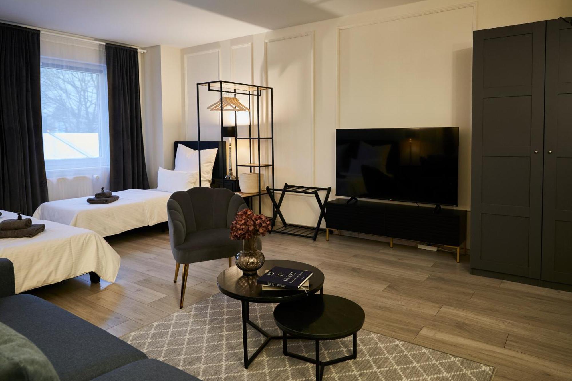 R B Business Am Flughafen Fuer 1-5 Personen - Ideal Fuer Geschaeftsreisende Und Familien - Kueche - Waschtrockner - Smart Tv * Hamburg-Harburg