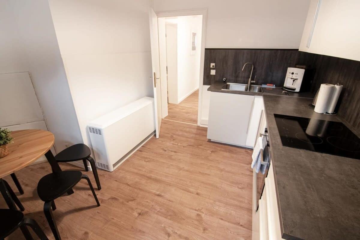 Apartment Great Three Bedroom *