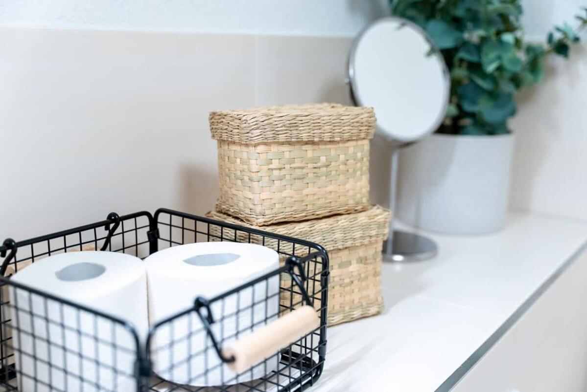 Four Bedroom In Urban Location Apartamento *