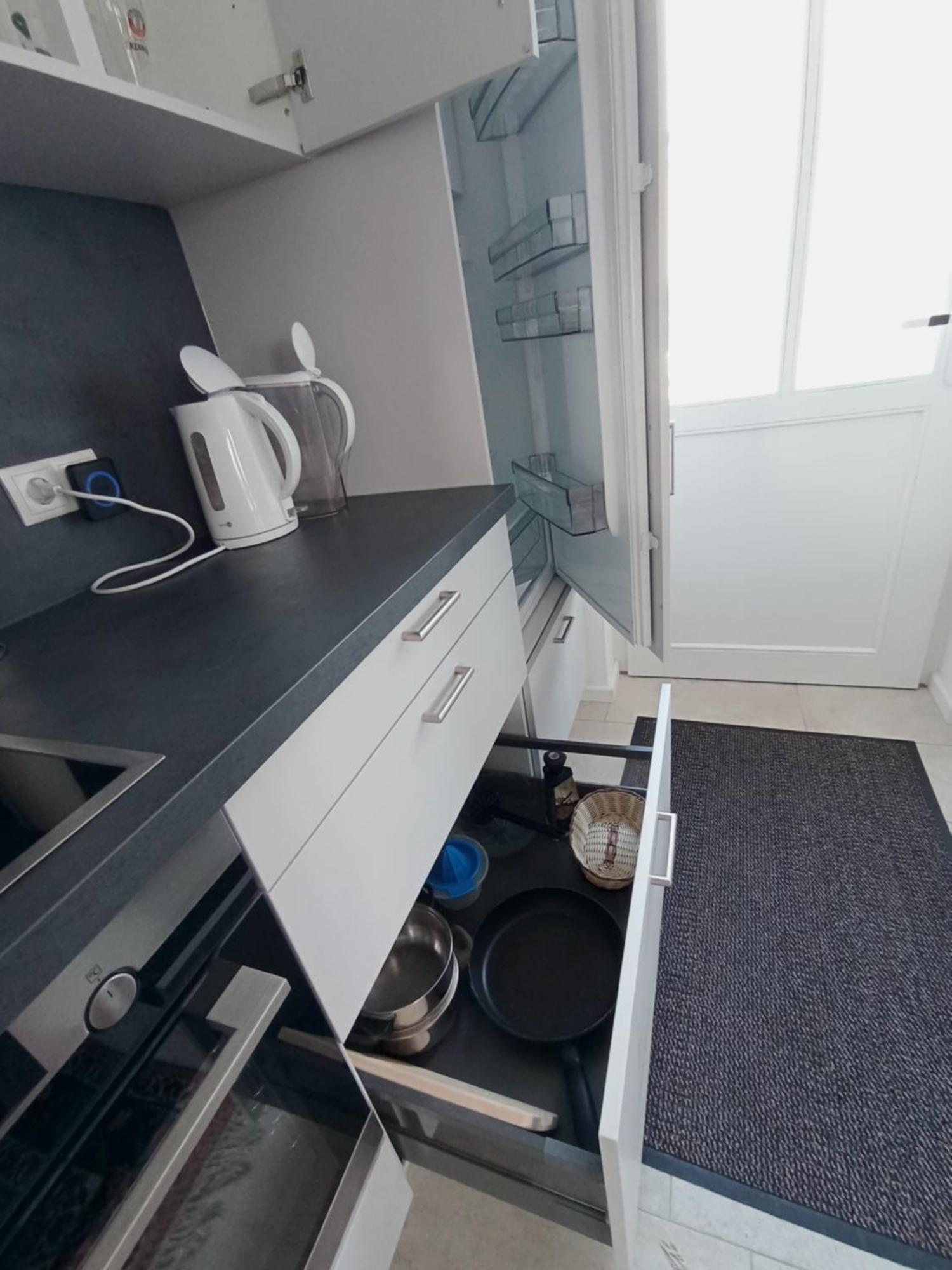 Peaceful Apartment- 3 Zi- Loggia & Garden In Blankenese-
