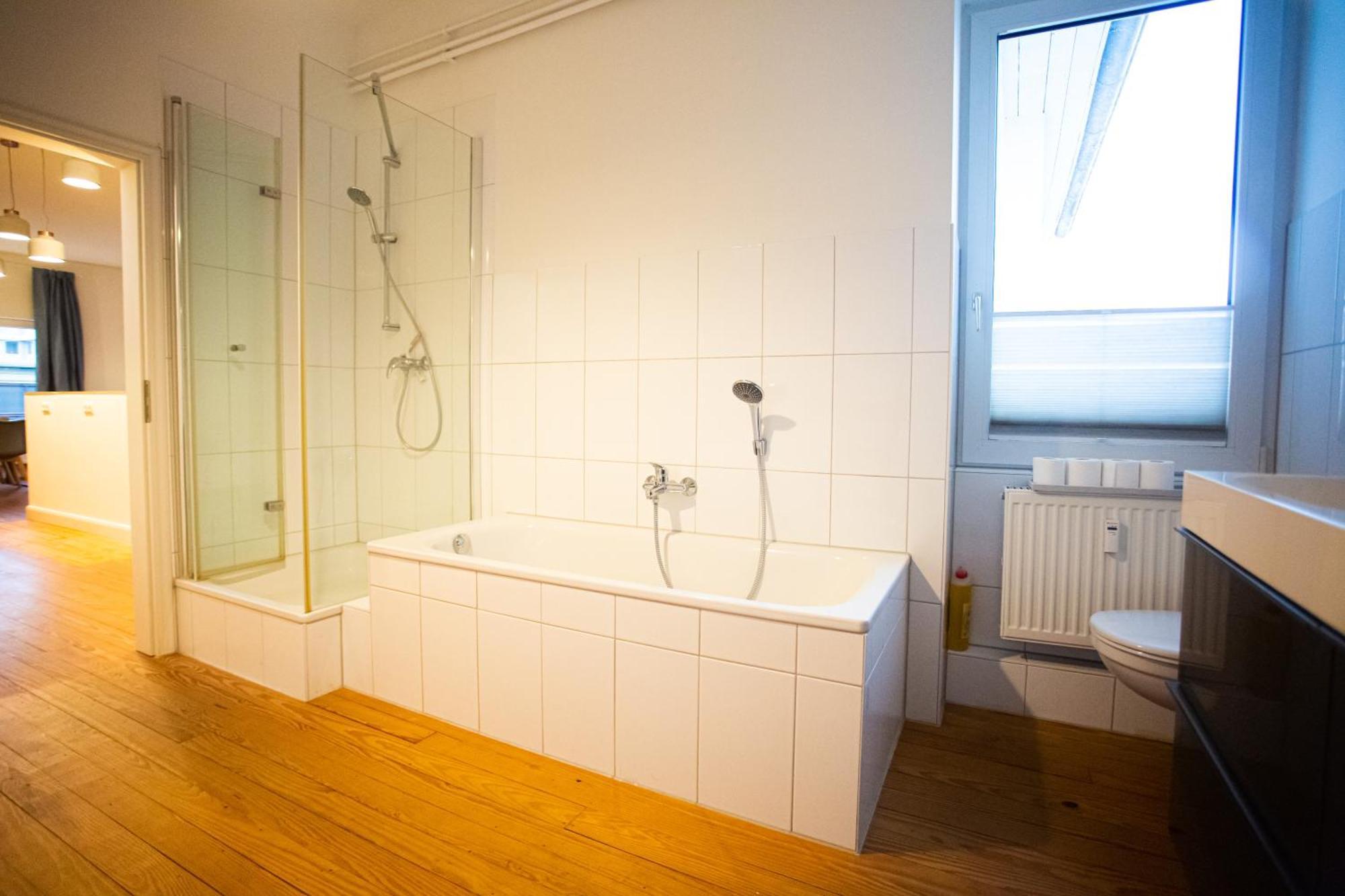120qm/ Loft/ Tischkicker Appartement *