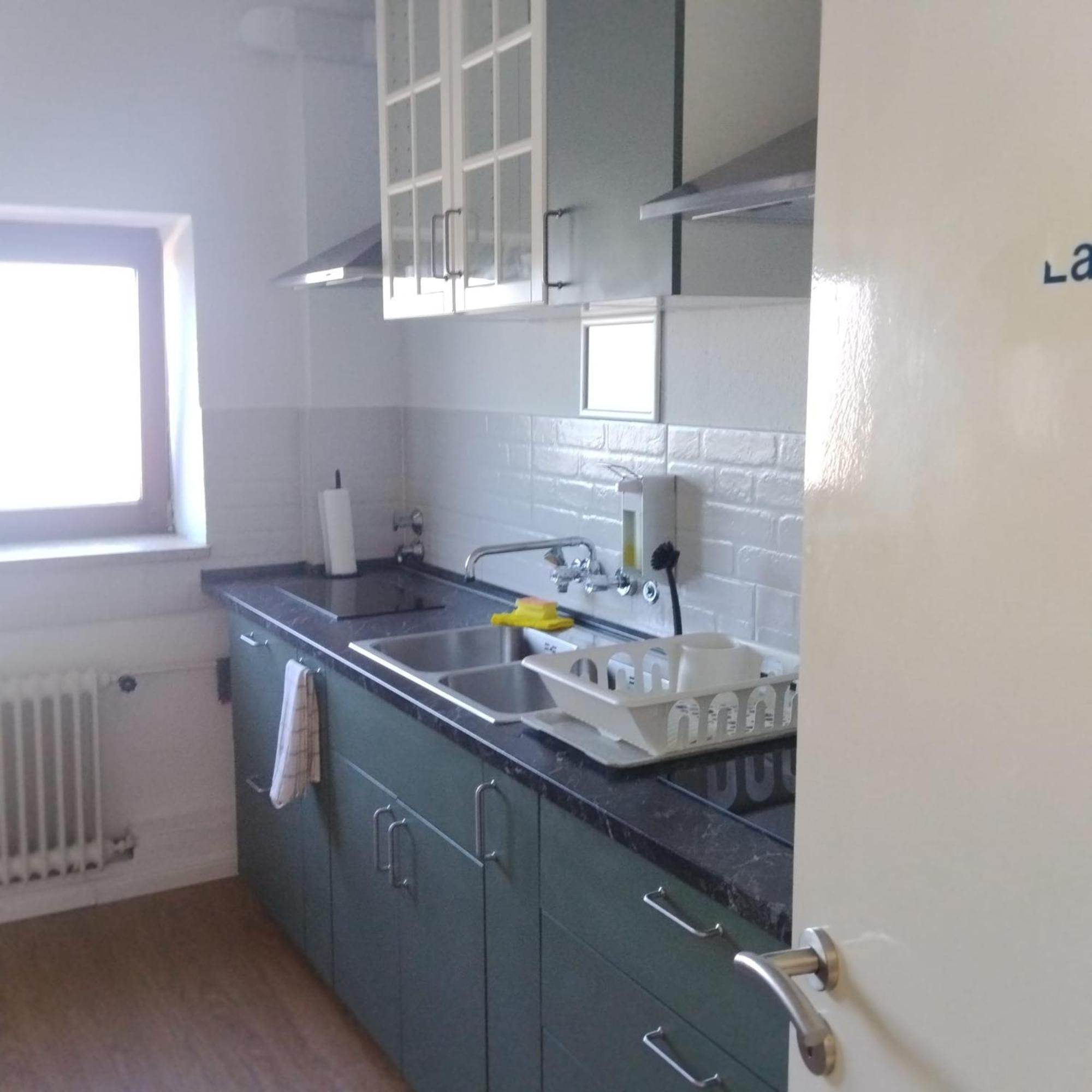 Monteurzimmer In West Bei Hansezimmer Albergue Hamburgo