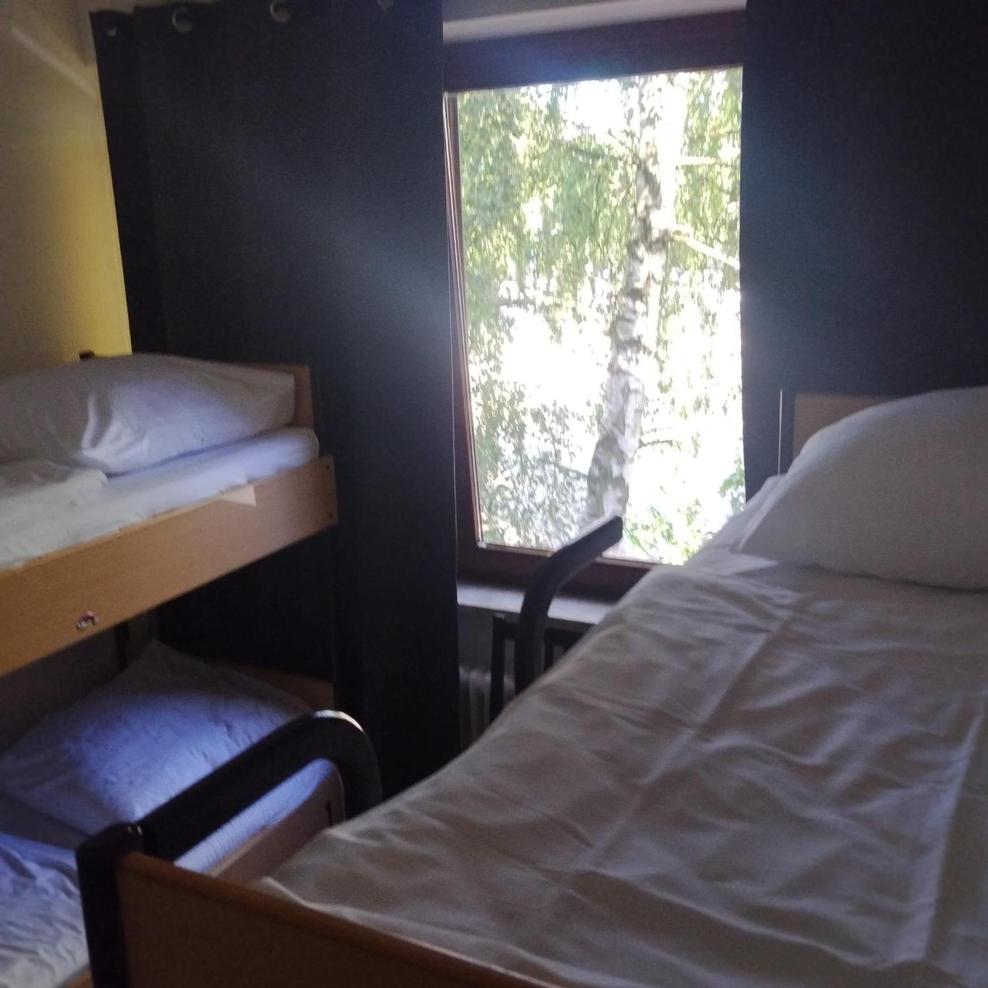 Monteurzimmer In West Bei Hansezimmer Albergue Hamburgo