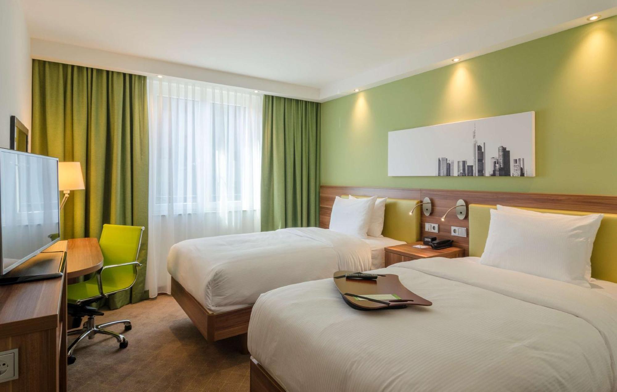 Hampton By Hilton Centre Hotel