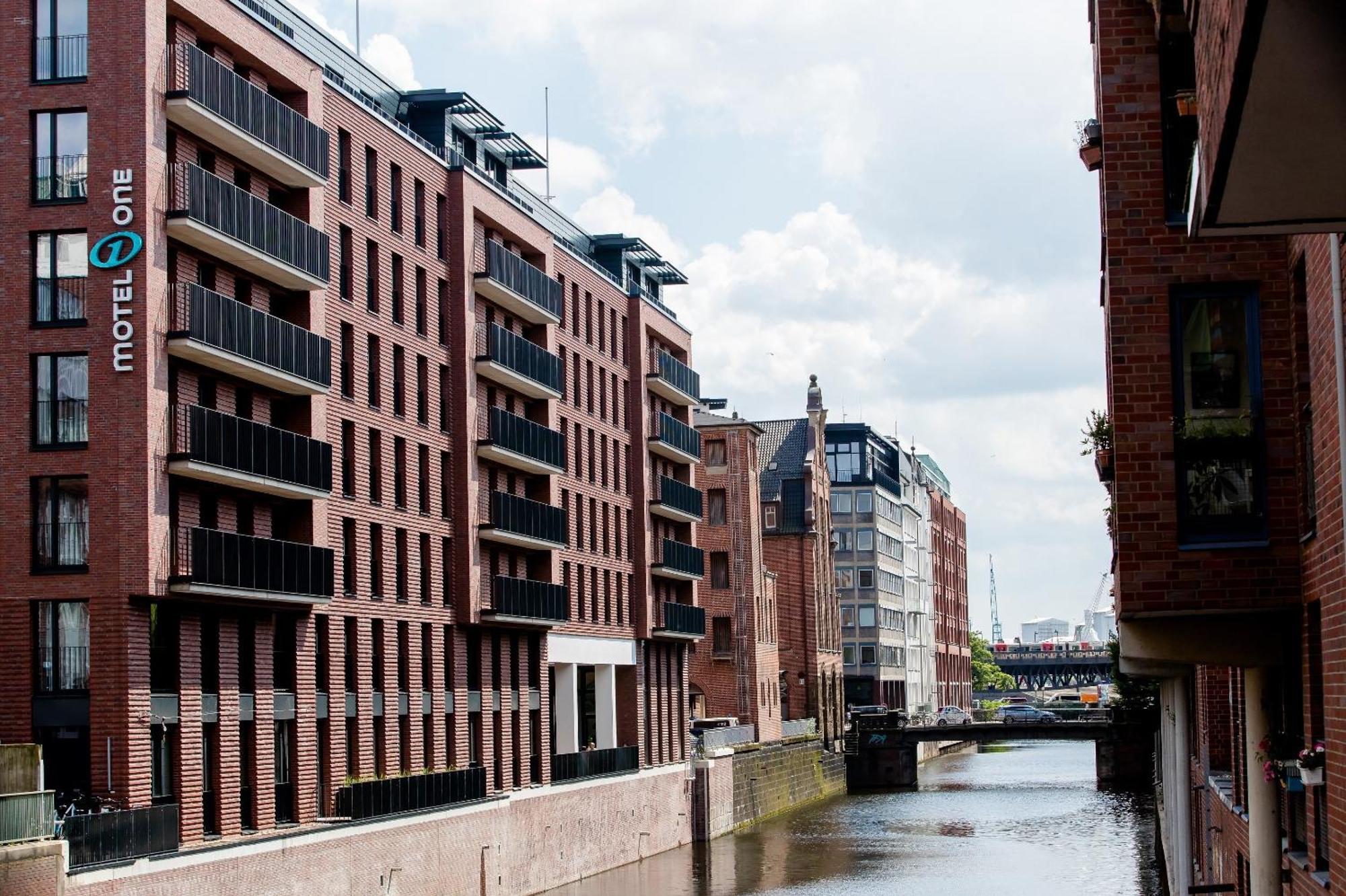 Hotel One Hamburg-fleetinsel 3*