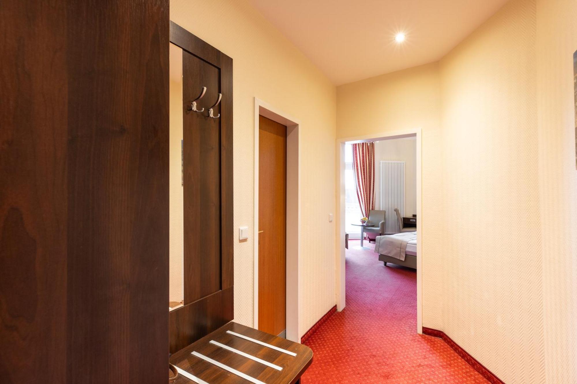 Hotel Graf Moltke 3*