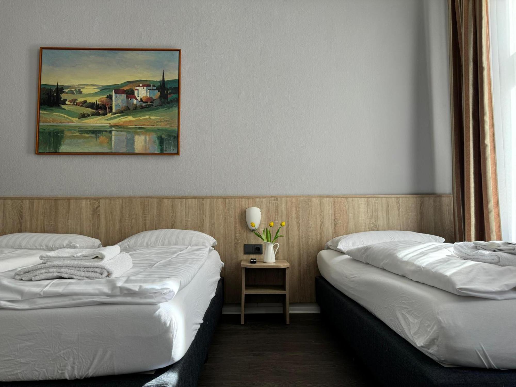 Kieler Hof Hotel 2*