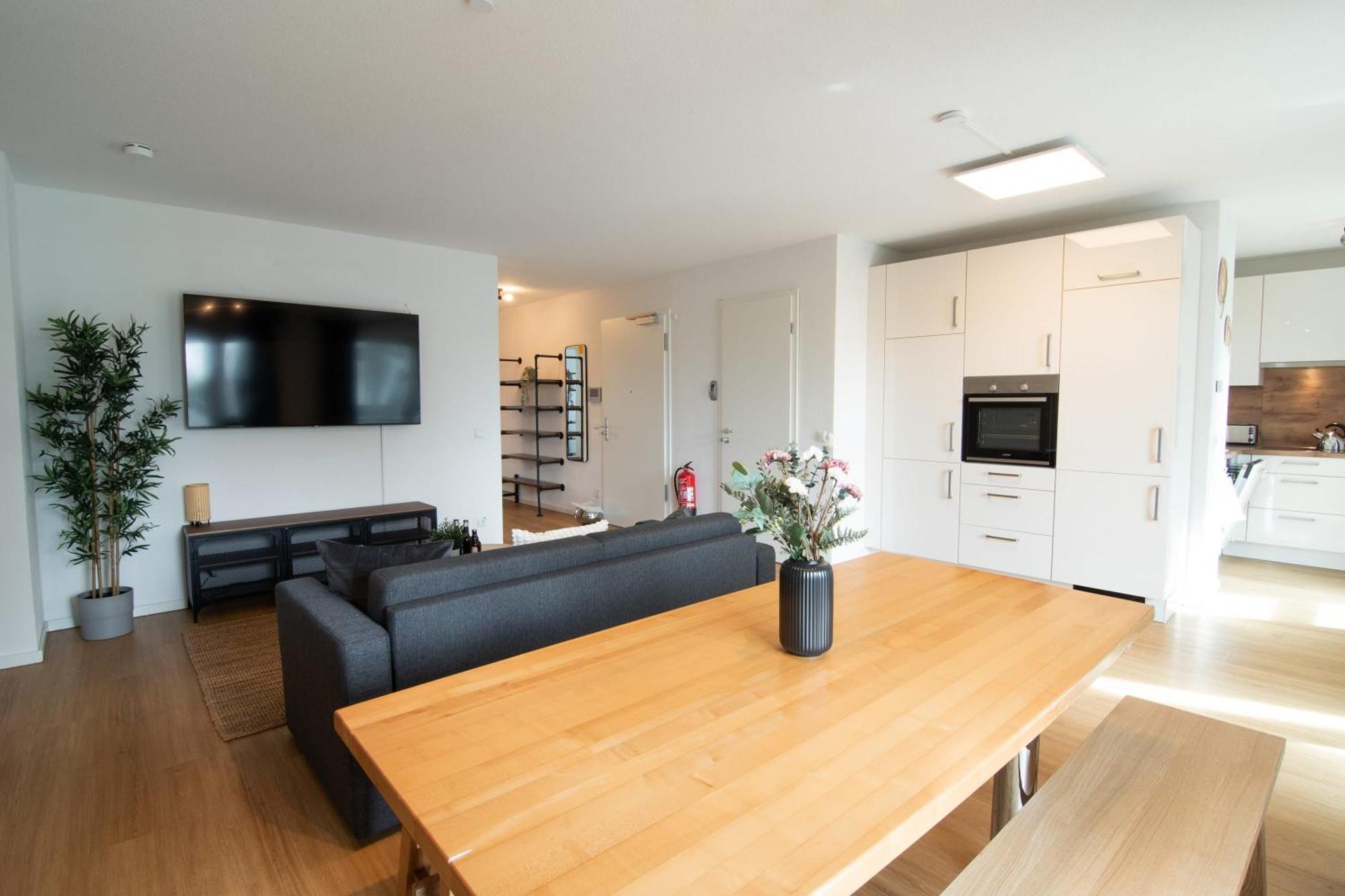 Apartment 4 Bedrooms For Up To 12 Guests *