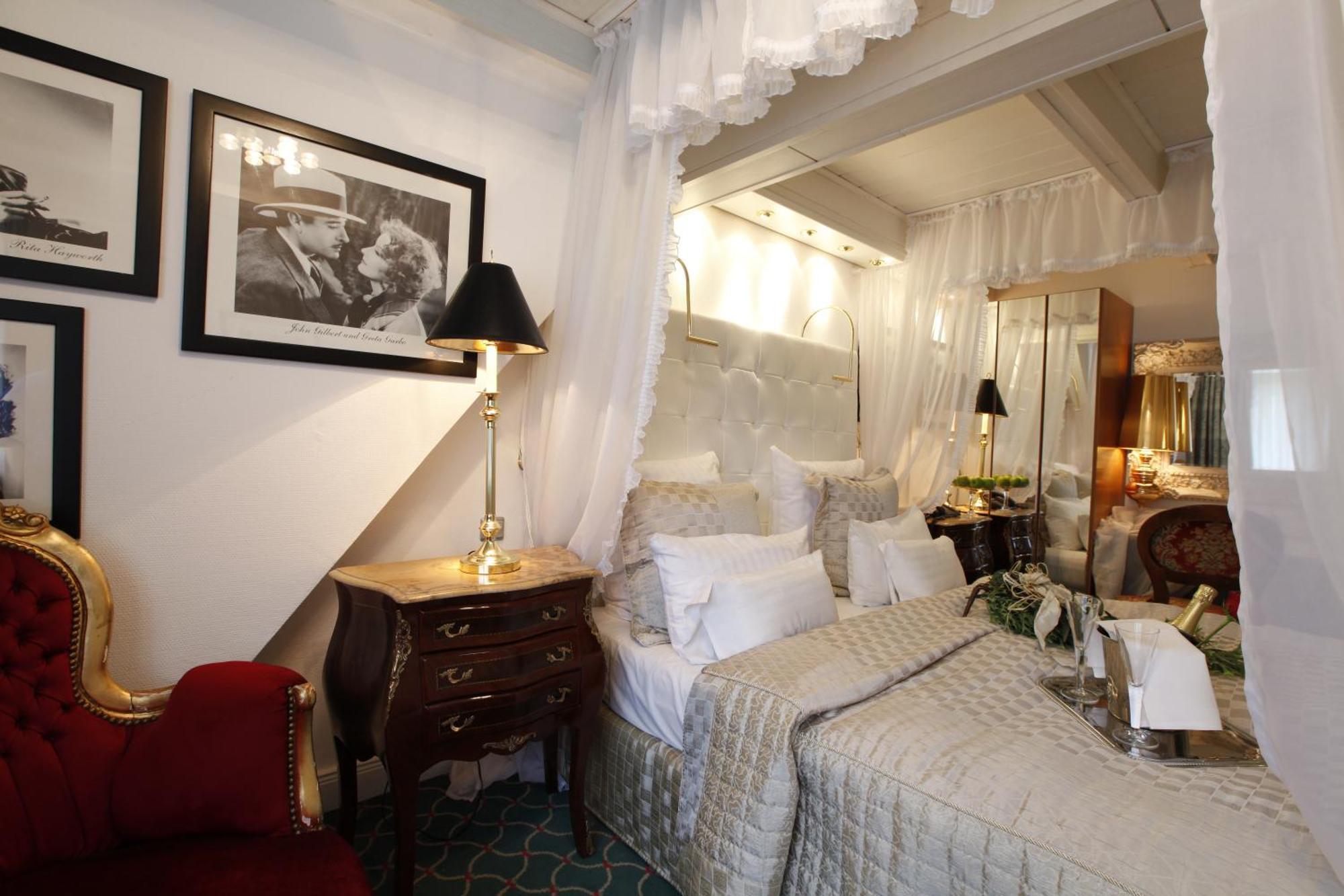 Hotel Boulevard 4*