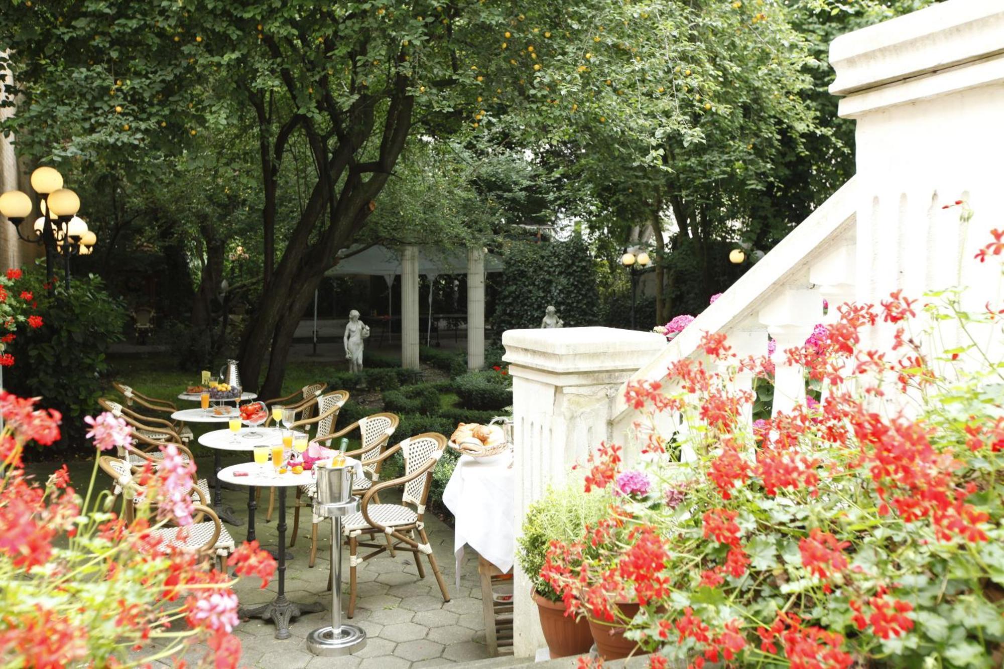 Boulevard