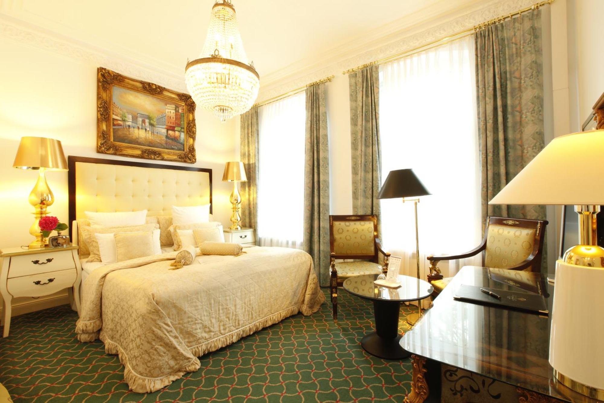 Hotel Boulevard 4*