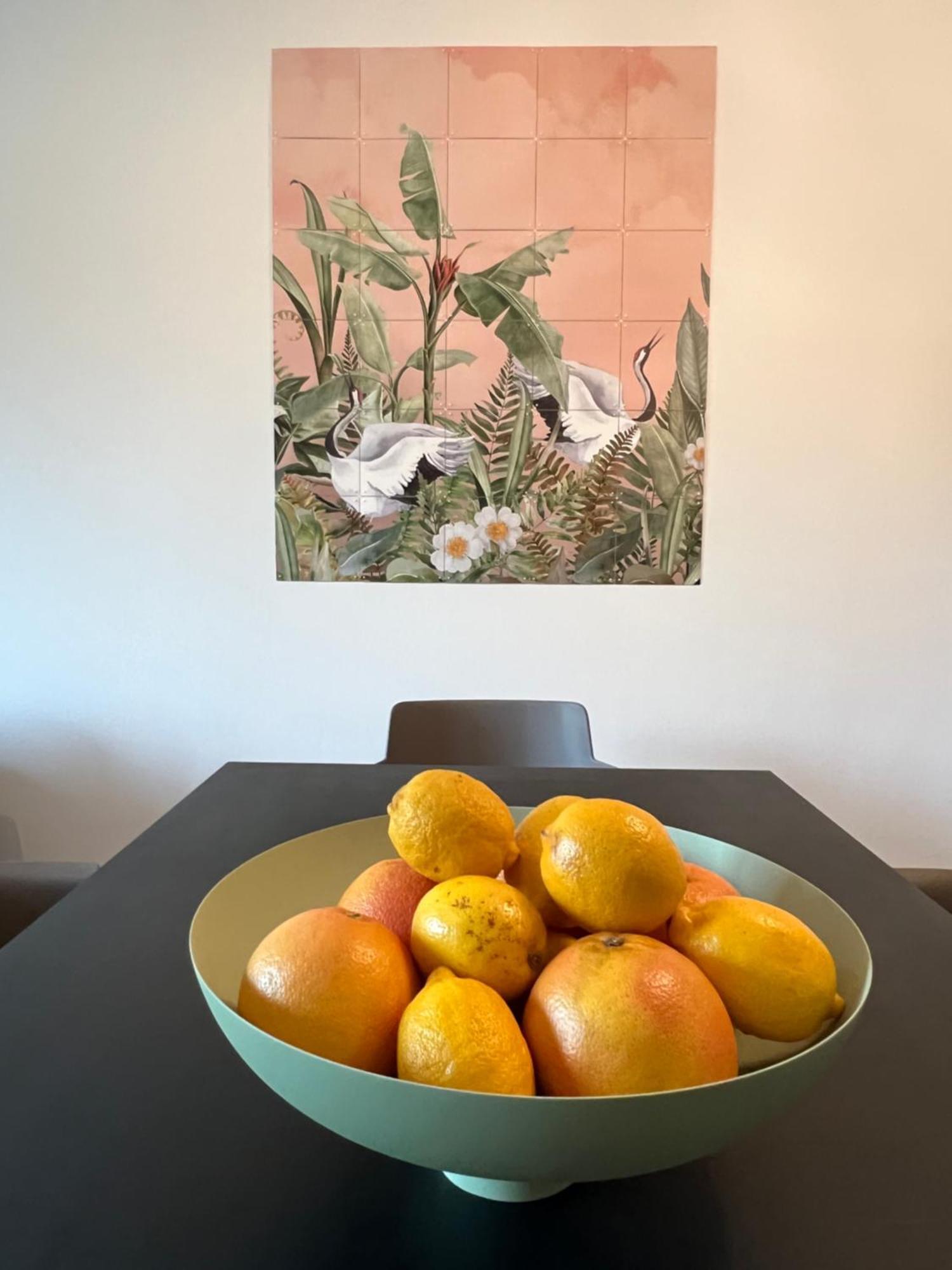 Apartment Kranich Mit 3 Zimmern, Top Infrastrukturlage Hh Langenhorn, Naehe Airport, Boxspringbetten Und Arbeitsplaetzen Mit Glasfaser Wlan