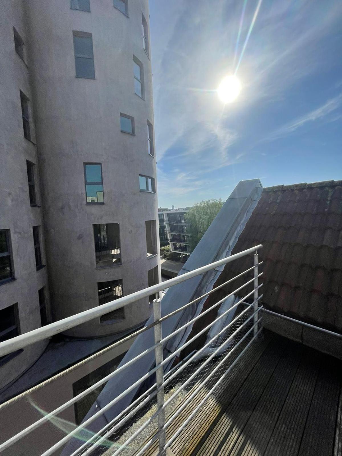 Zentral Gelegenes Premium-apartment Mit Viel Tageslicht * Hamburg