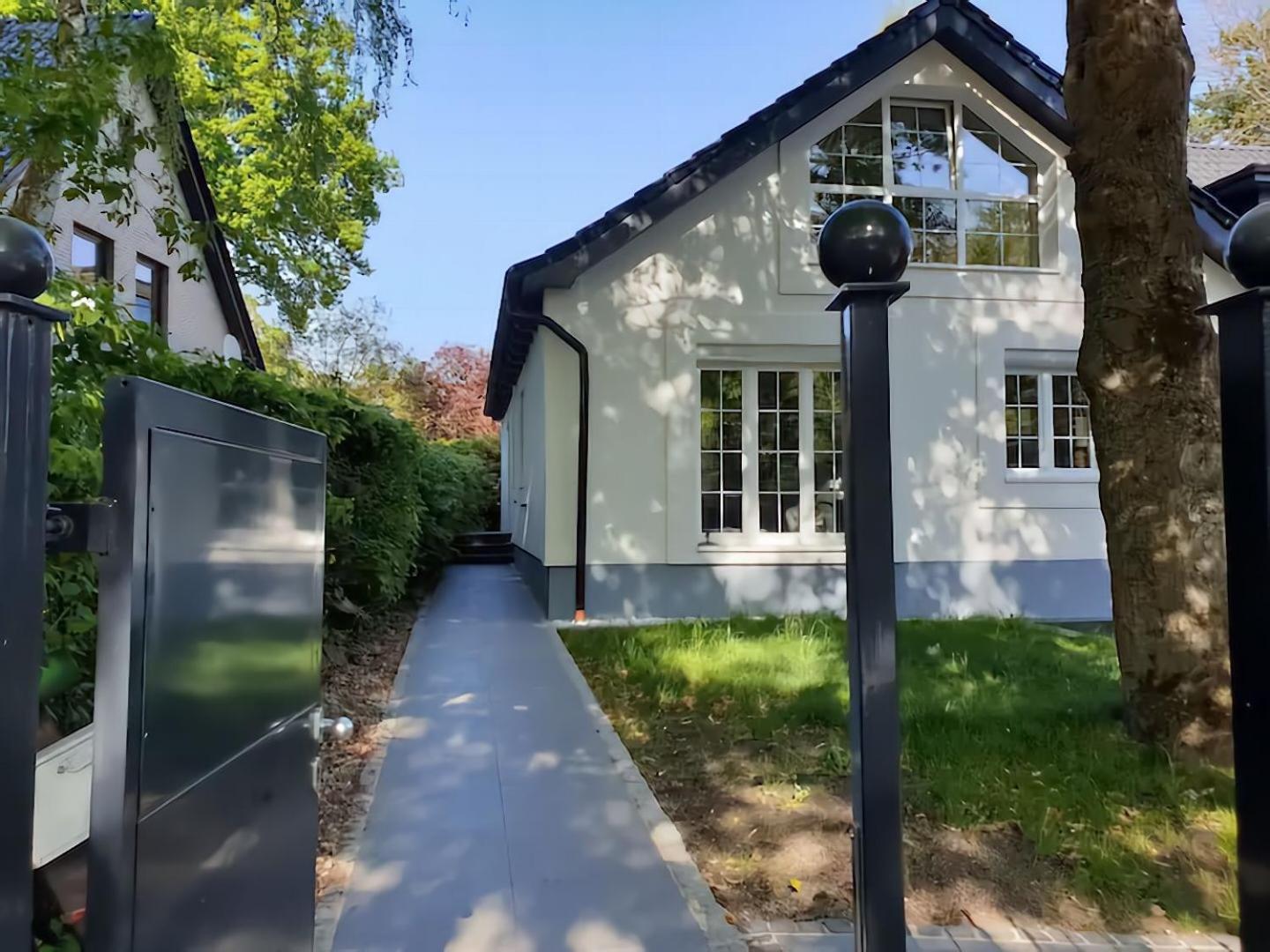 Homestay Comfortable In Location