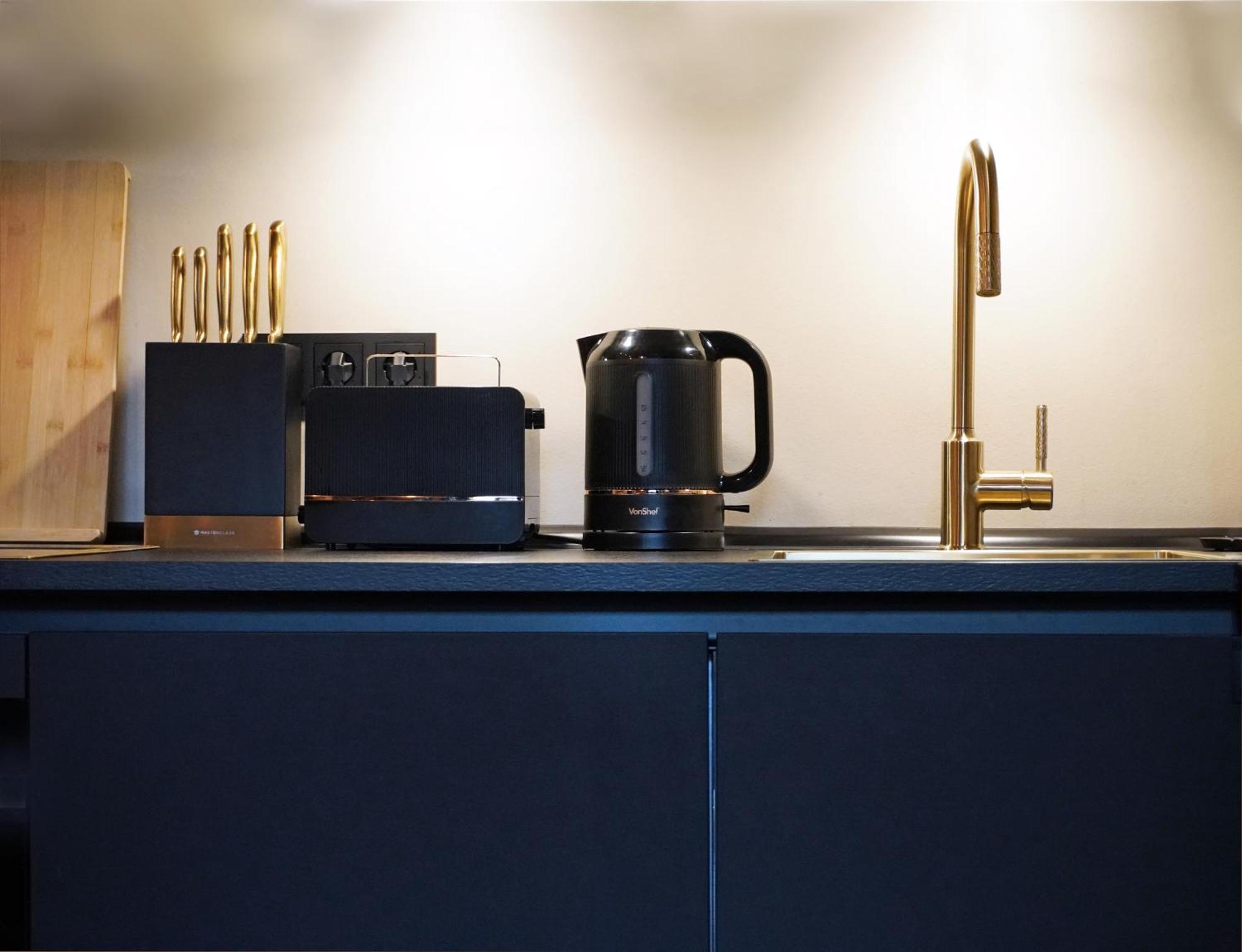 Black 6 Luxus In Alsternaehe Apartment *