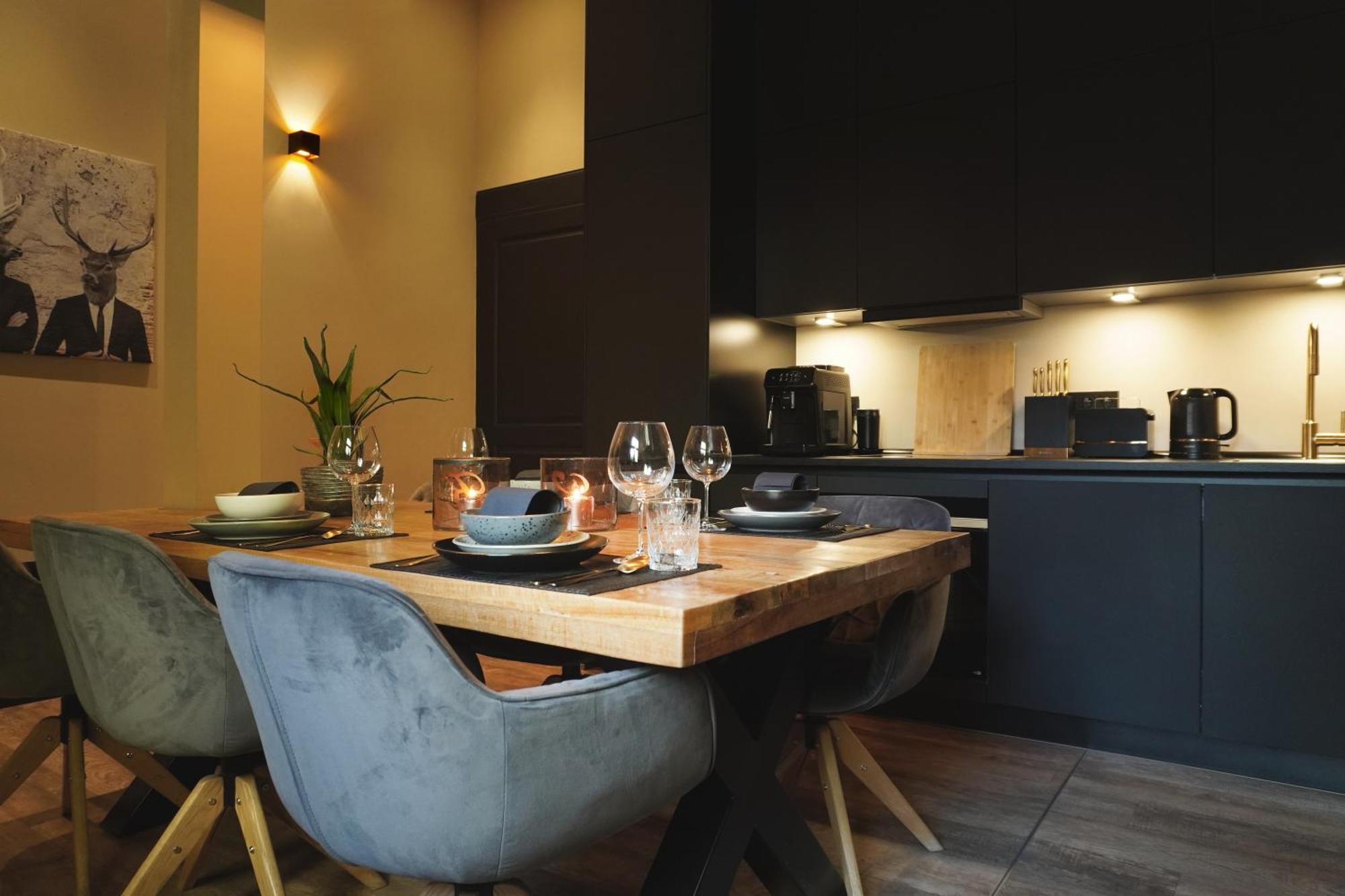 Apartment Black 6 Luxus In Alsternaehe *
