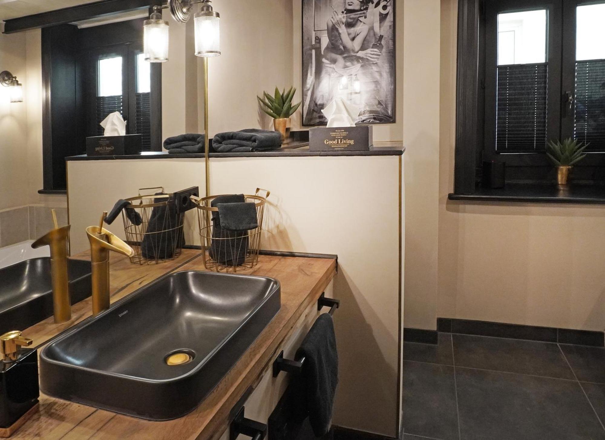 Black 6 Luxus In Alsternaehe Apartment *