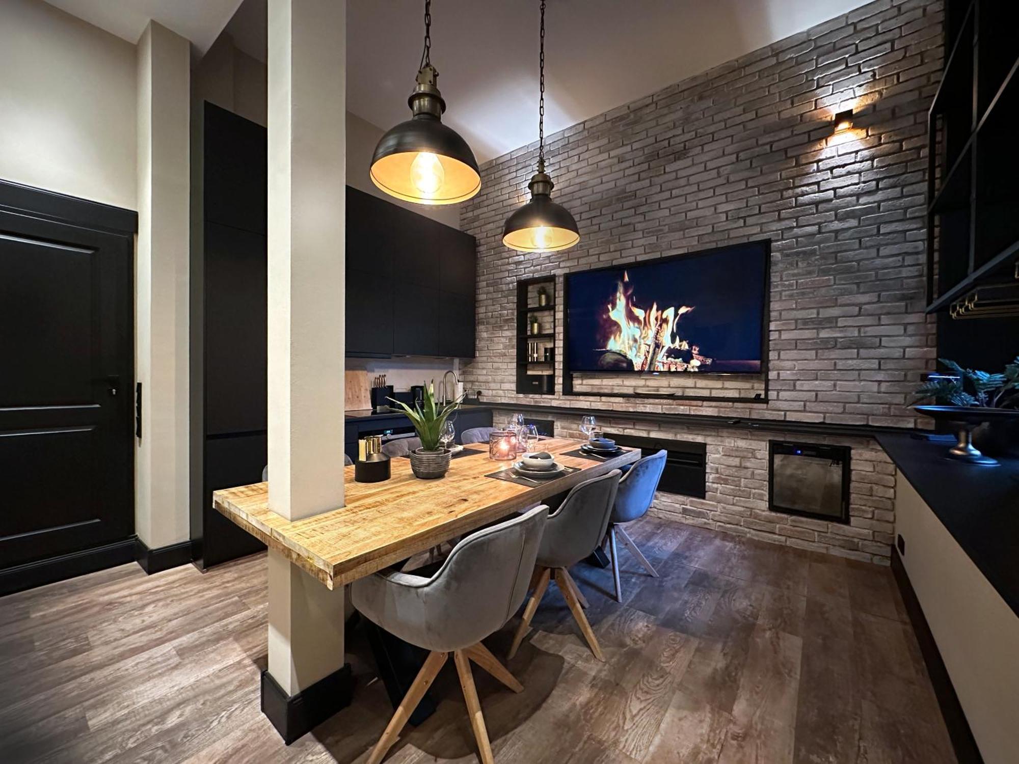 Apartment Black 6 Luxus In Alsternaehe *