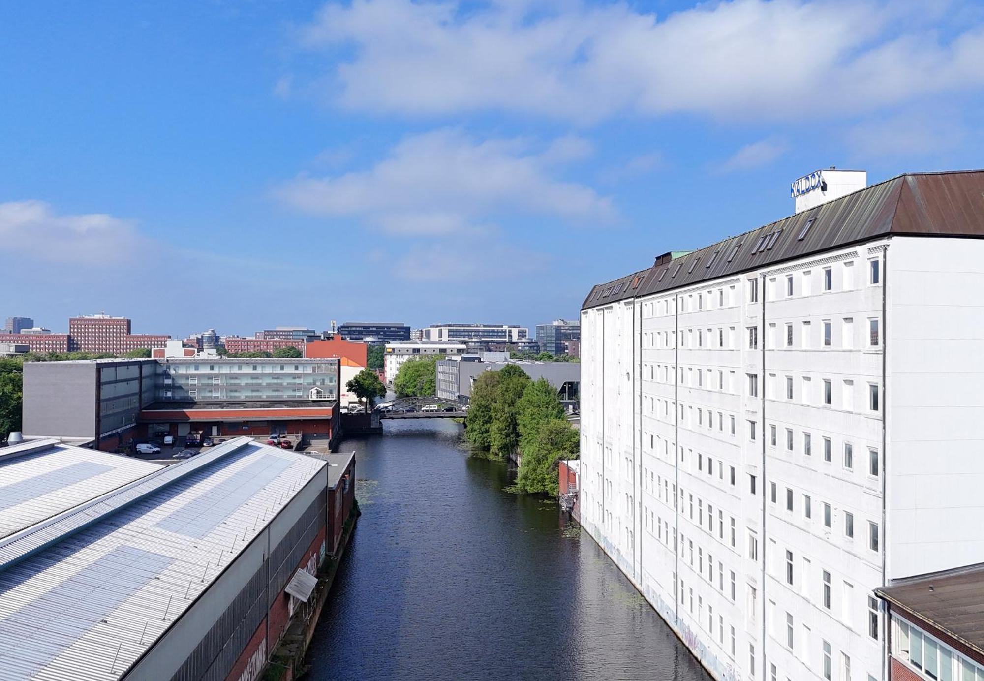 Exklusives Hafen-appartement Mit Whirlpool, Mit Wasserblick, City-nah & Eigenem Parkplatz