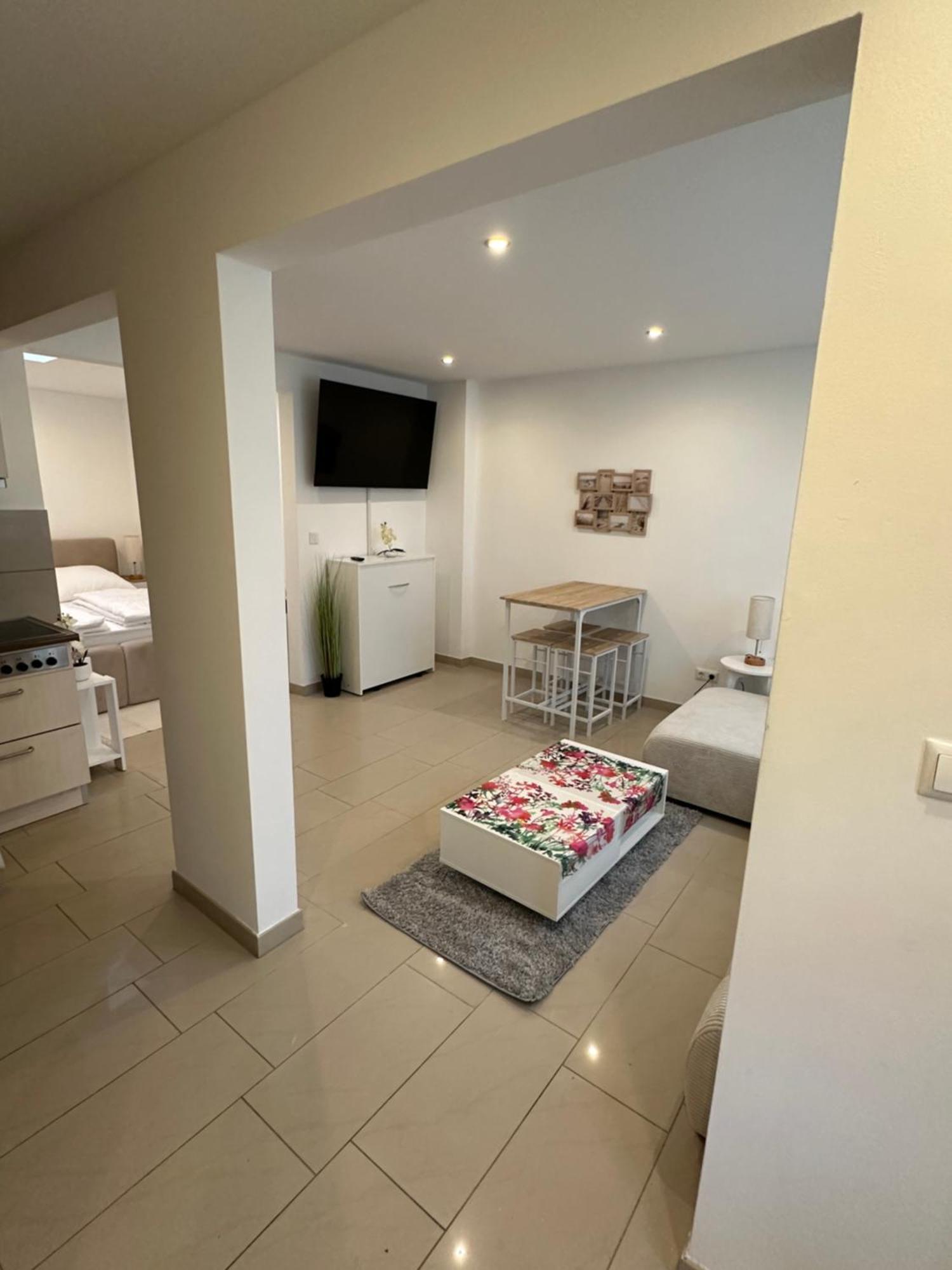 Ferienhaus Luxus Wohlfuehloase Airport