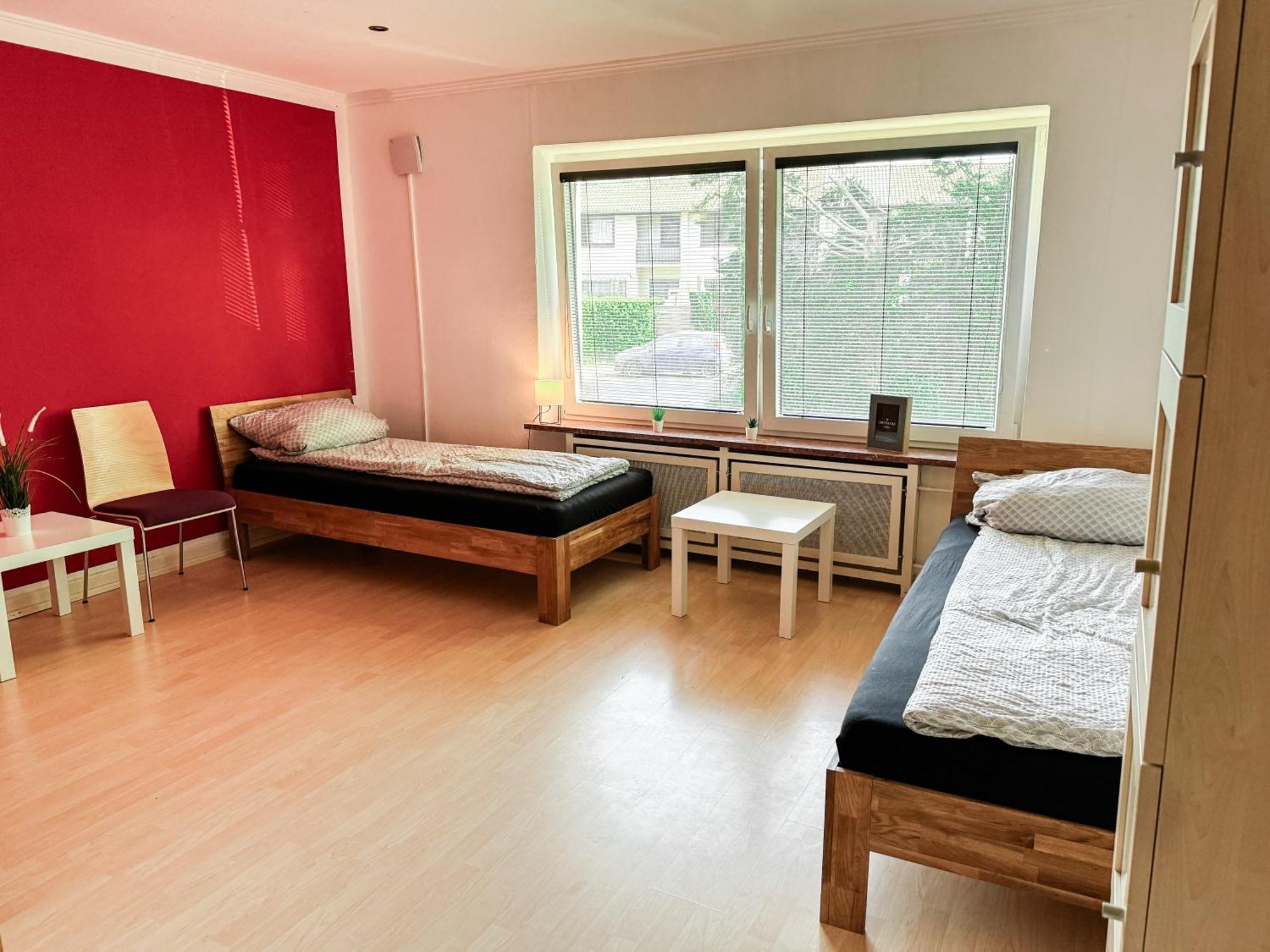 Apartment Hh - *