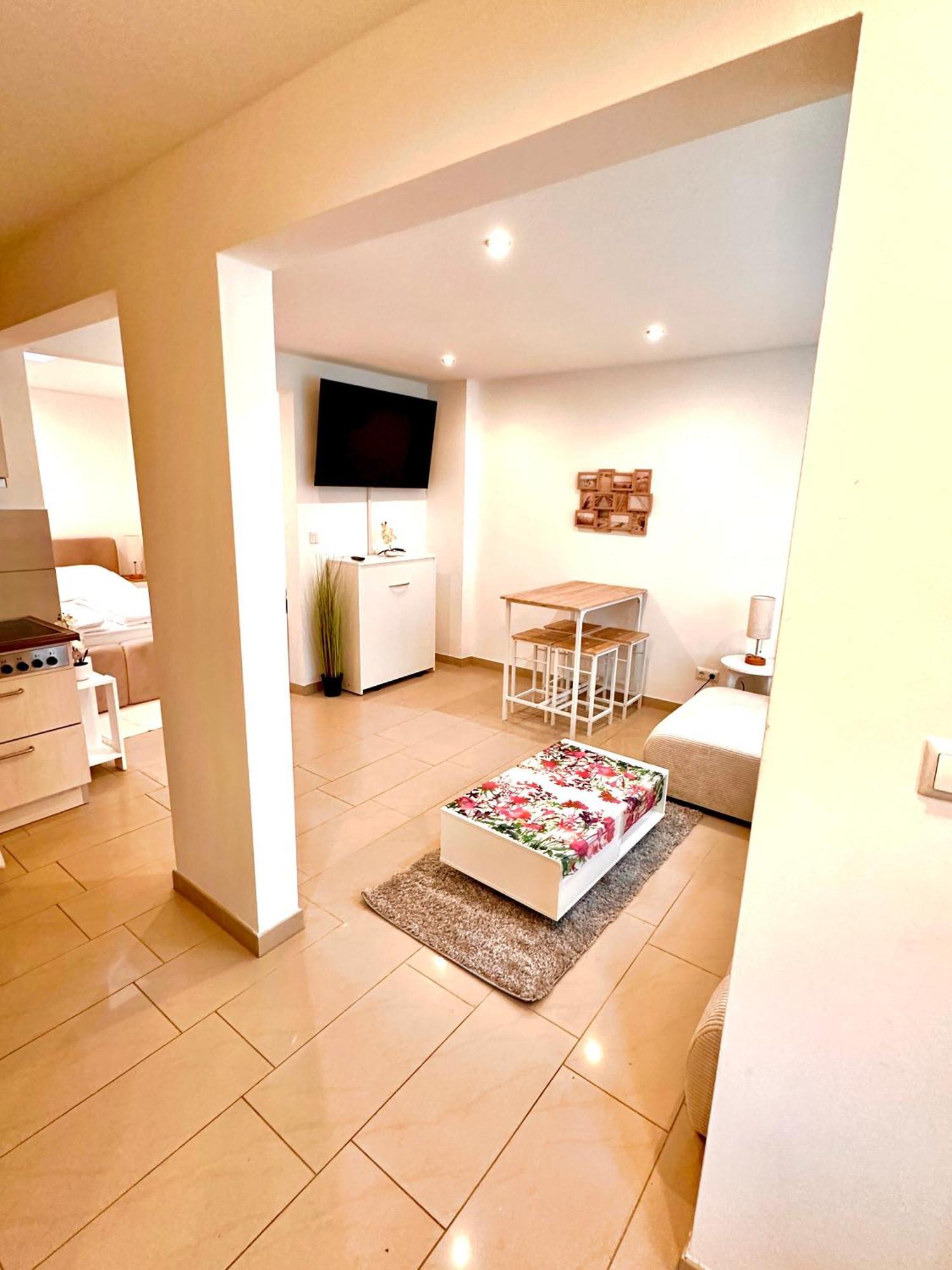 Ferienhaus Luxus Wohlfuehloase Airport