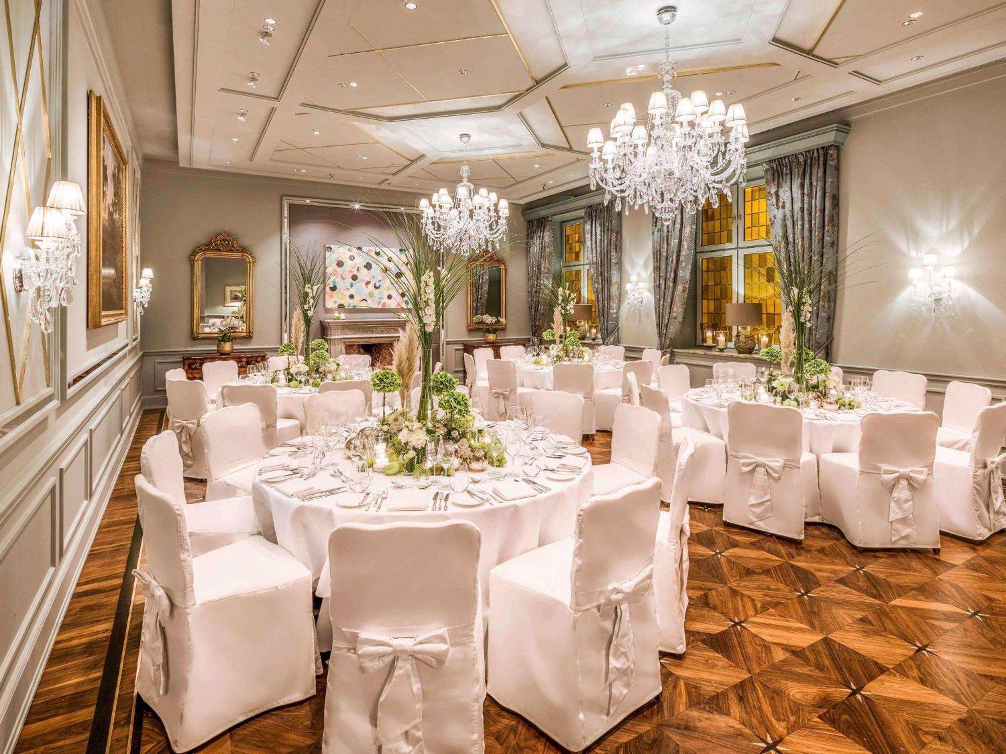 Hotel Fairmont Vier Jahreszeiten 5*