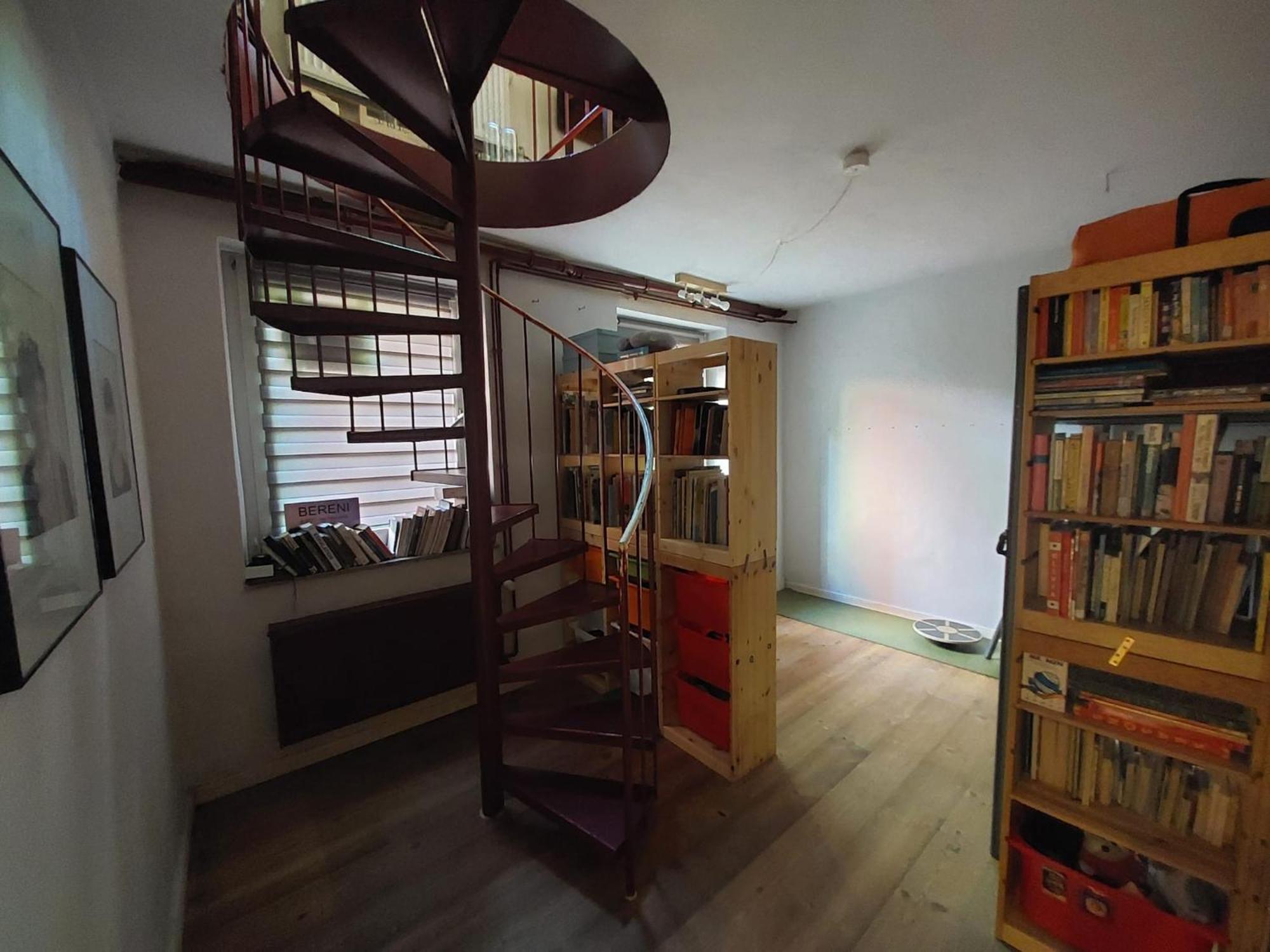 Apartment Family Friendly Funhouse Centrally Located In Ottensen