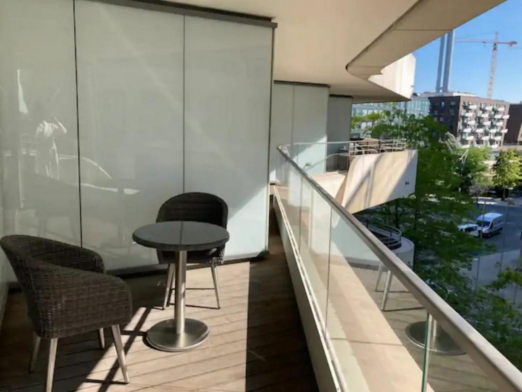 Apartment Am Kaiserkai Im Schonsten Teil Der Hafencity Hamburg