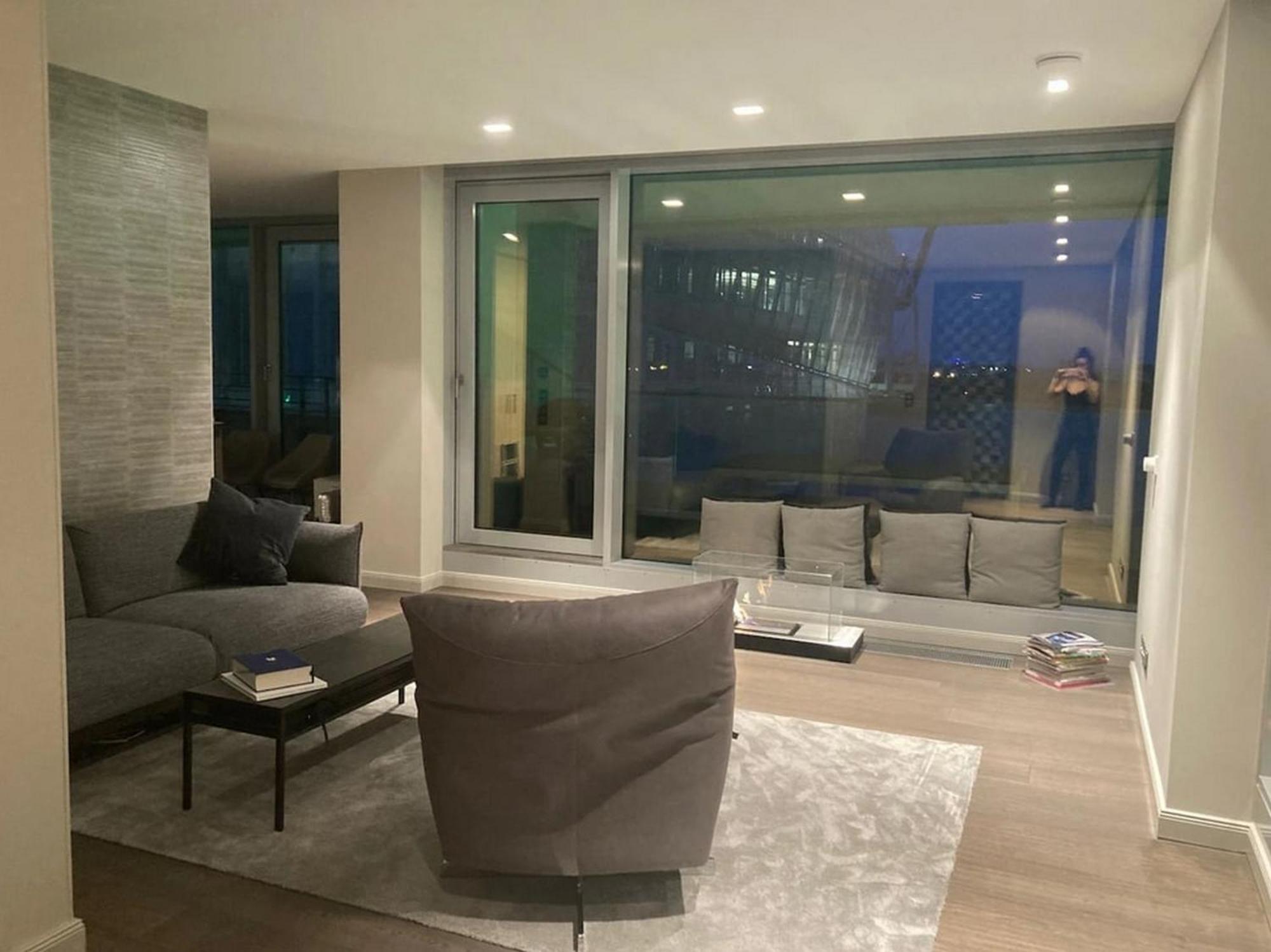 Am Kaiserkai Im Schonsten Teil Der Hafencity * Hamburg