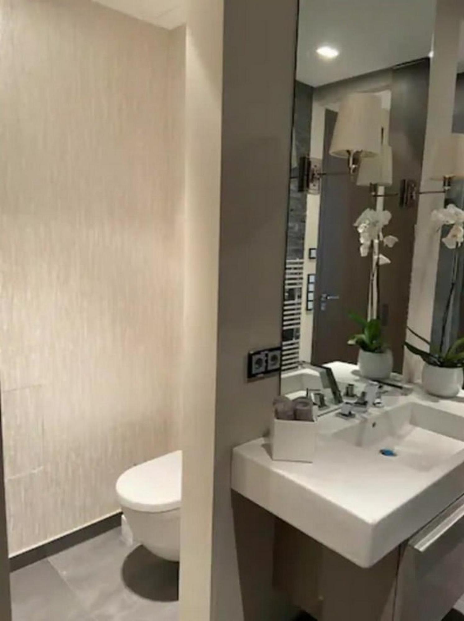 Am Kaiserkai Im Schonsten Teil Der Hafencity Apartment